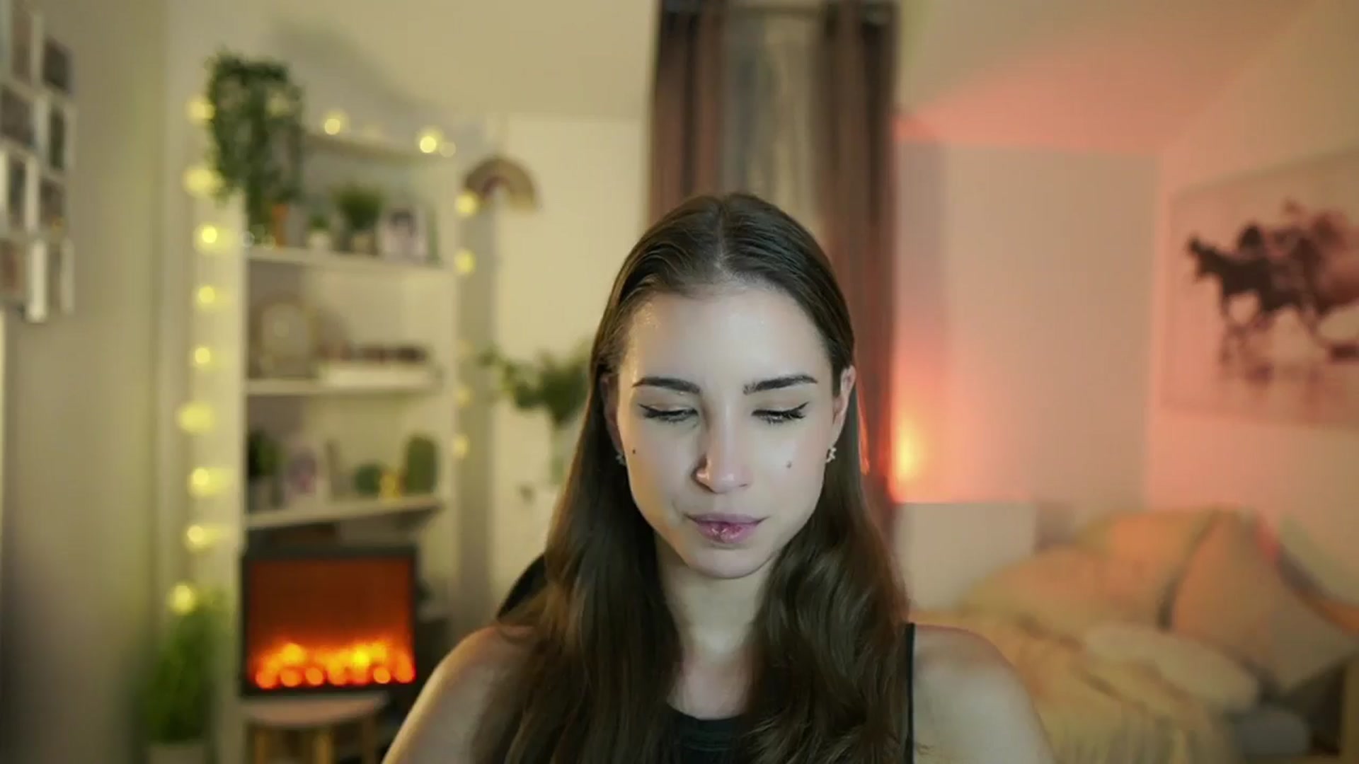Gallery image thumbnail from Shy_jane's myfreecams stream on, 10/17/2024, 14:18 image 3 of 20