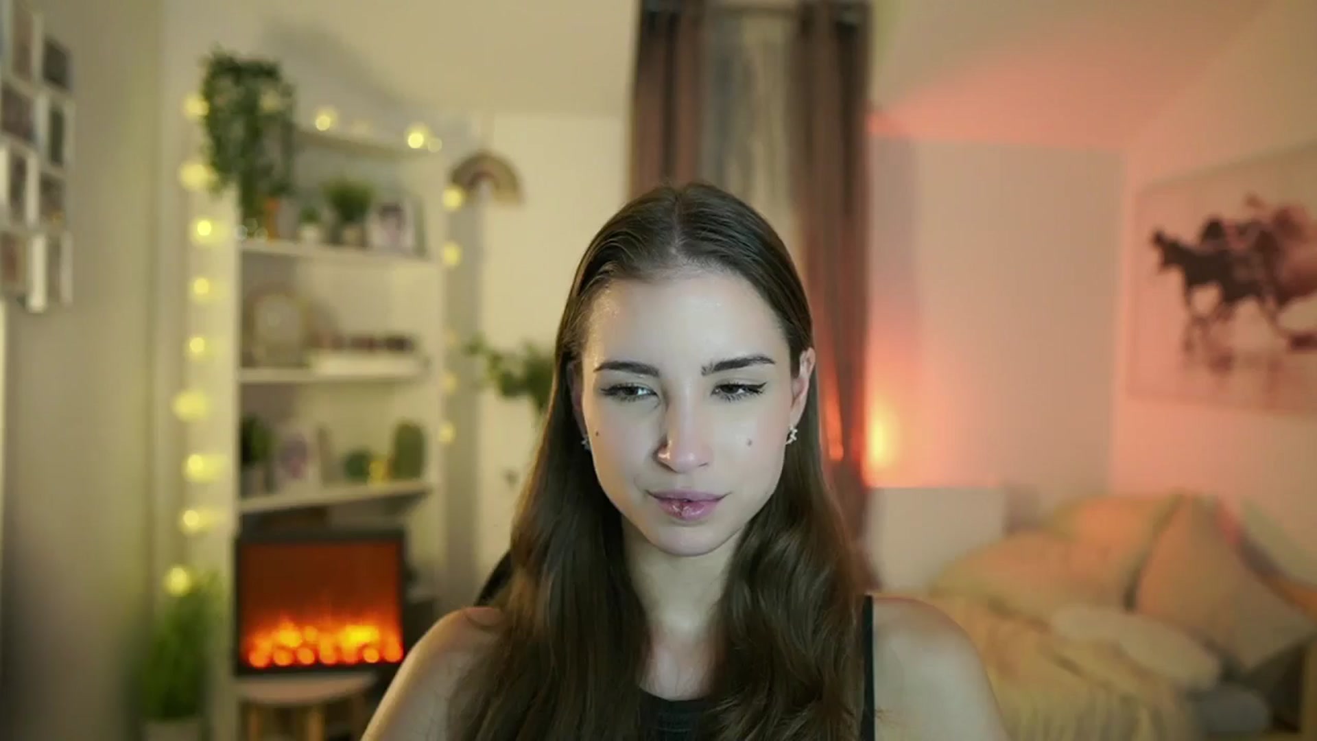 Gallery image thumbnail from Shy_jane's myfreecams stream on, 10/17/2024, 14:18 image 9 of 20