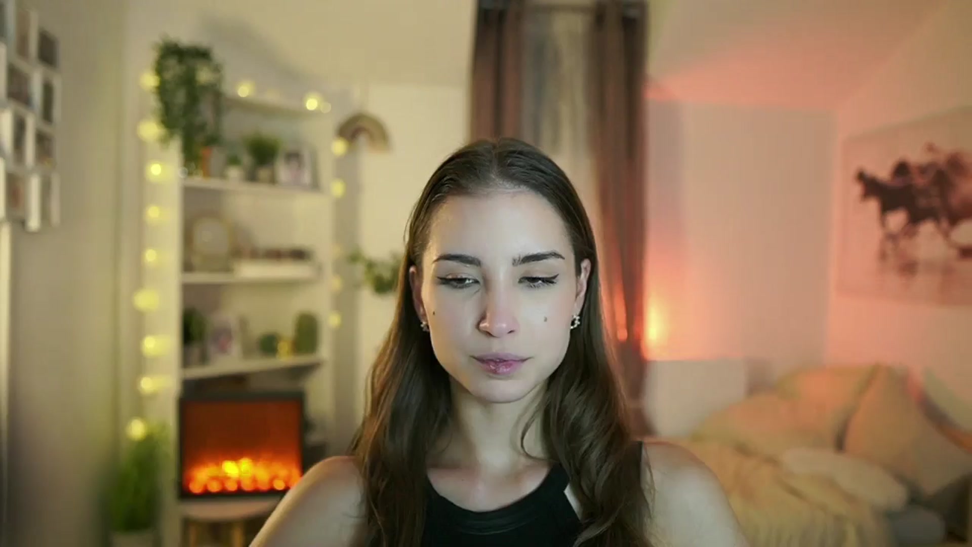 Gallery image thumbnail from Shy_jane's myfreecams stream on, 10/17/2024, 15:14 image 4 of 20