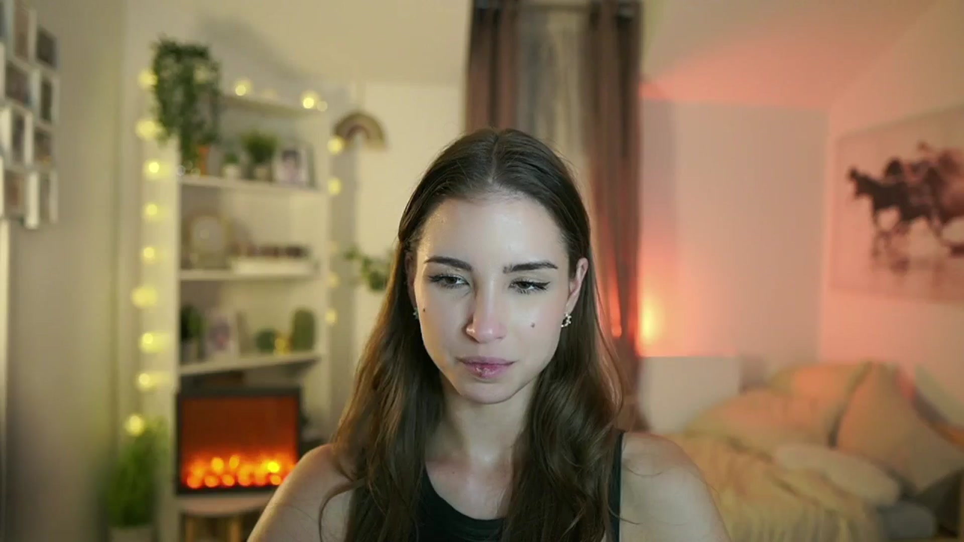 Gallery image thumbnail from Shy_jane's myfreecams stream on, 10/17/2024, 16:22 image 7 of 20