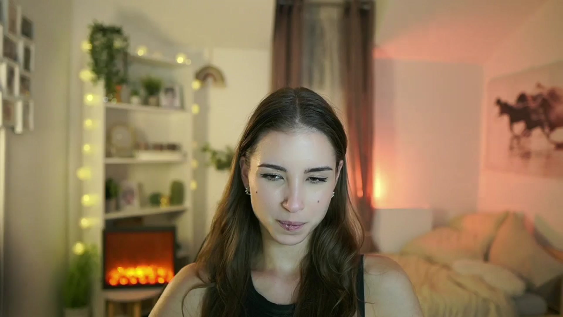 Gallery image thumbnail from Shy_jane's myfreecams stream on, 10/17/2024, 16:22 image 9 of 20