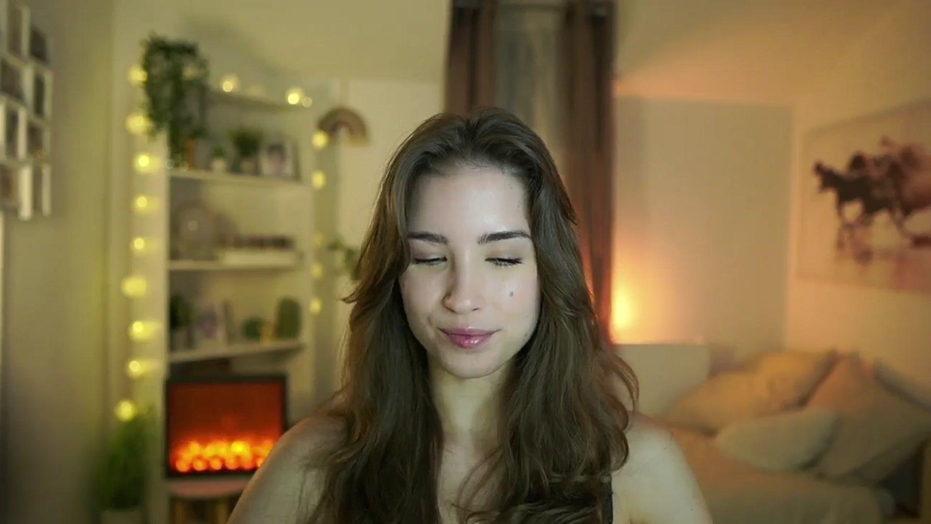 Gallery image thumbnail from Shy_jane's myfreecams stream on, 10/22/2024, 10:49 image 14 of 20