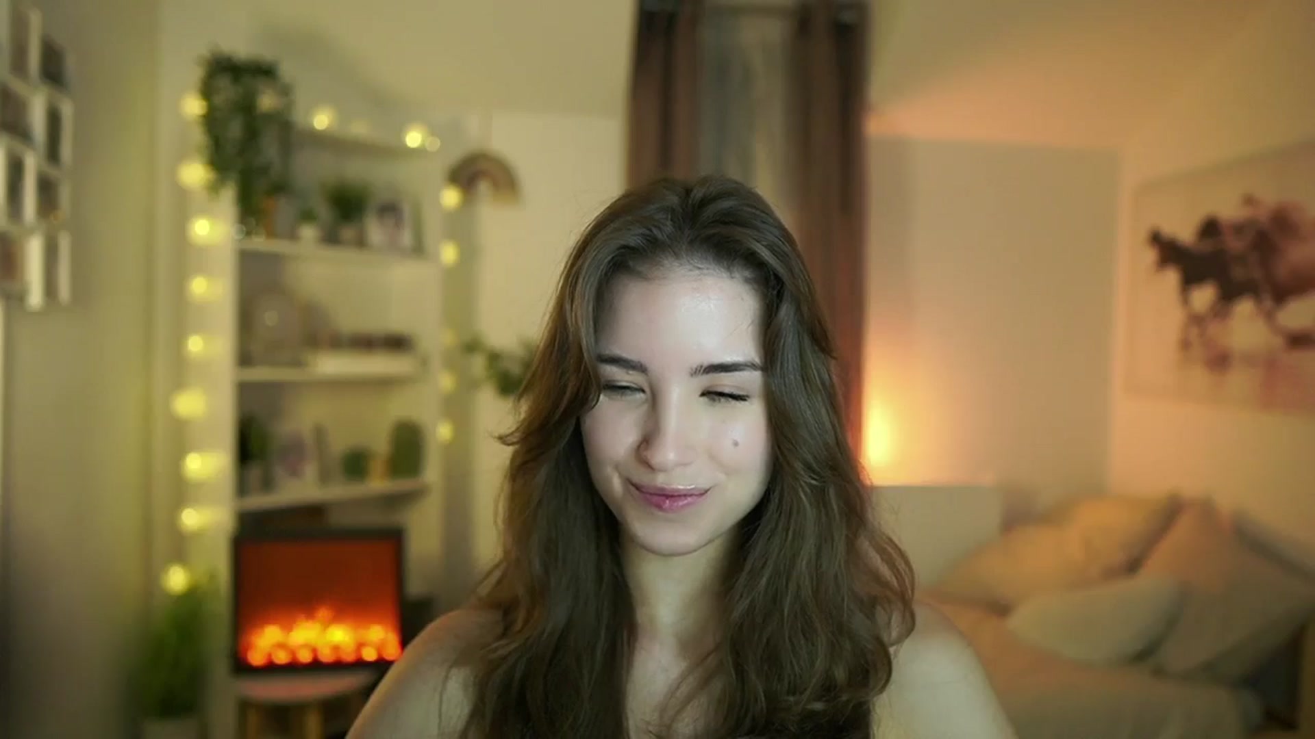 Gallery image thumbnail from Shy_jane's myfreecams stream on, 10/22/2024, 10:49 image 15 of 20