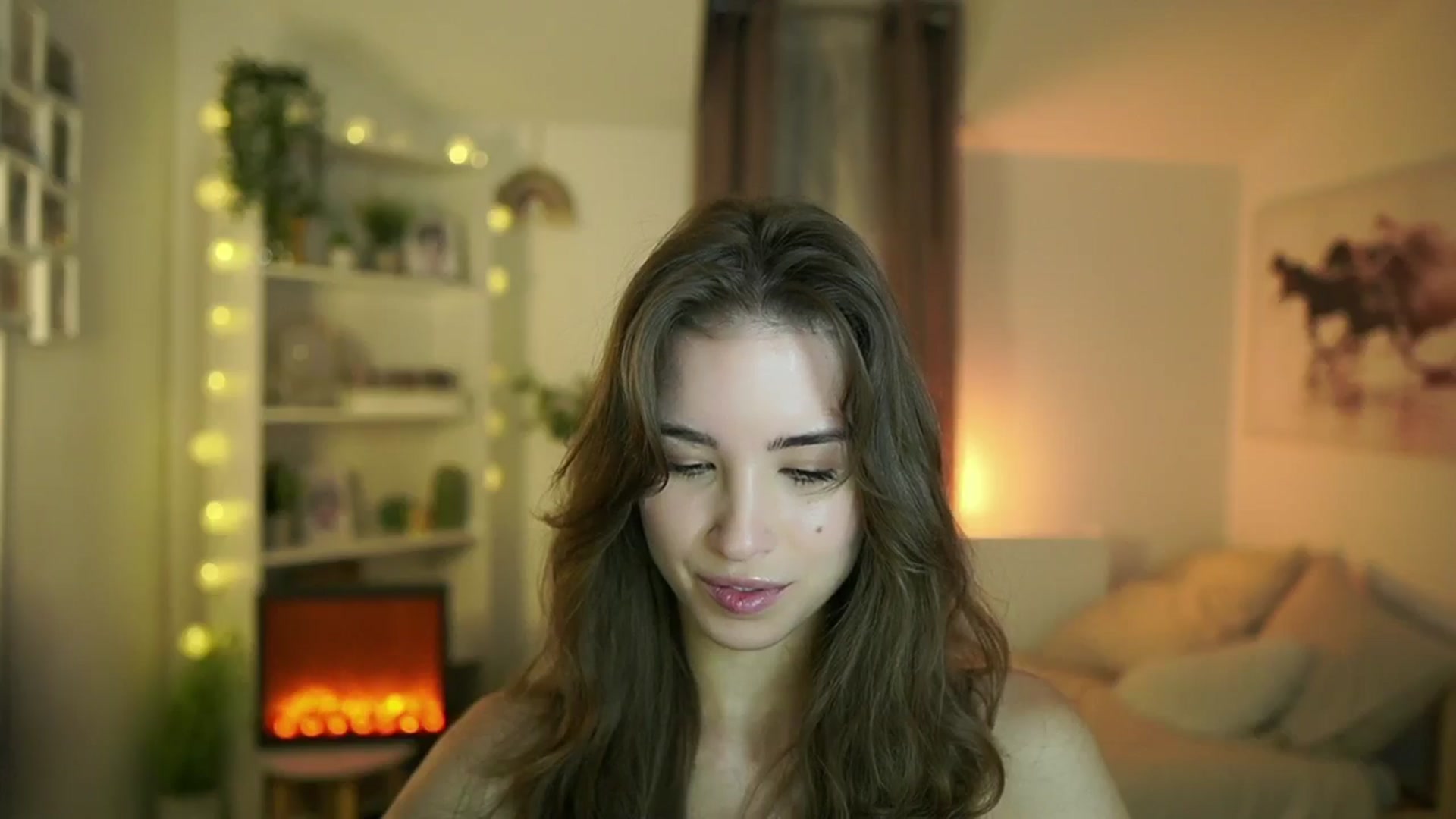 Gallery image thumbnail from Shy_jane's myfreecams stream on, 10/22/2024, 10:49 image 11 of 20