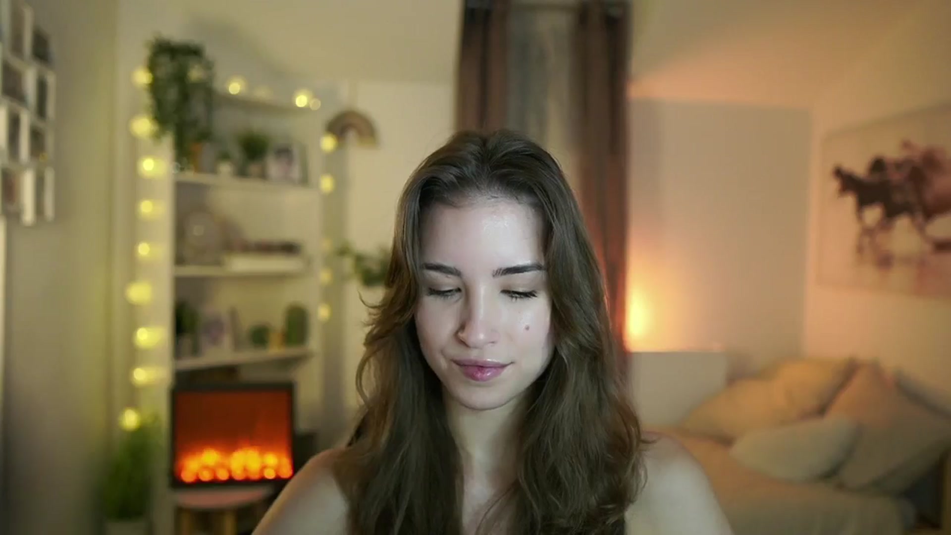 Gallery image thumbnail from Shy_jane's myfreecams stream on, 10/22/2024, 11:21 image 7 of 20