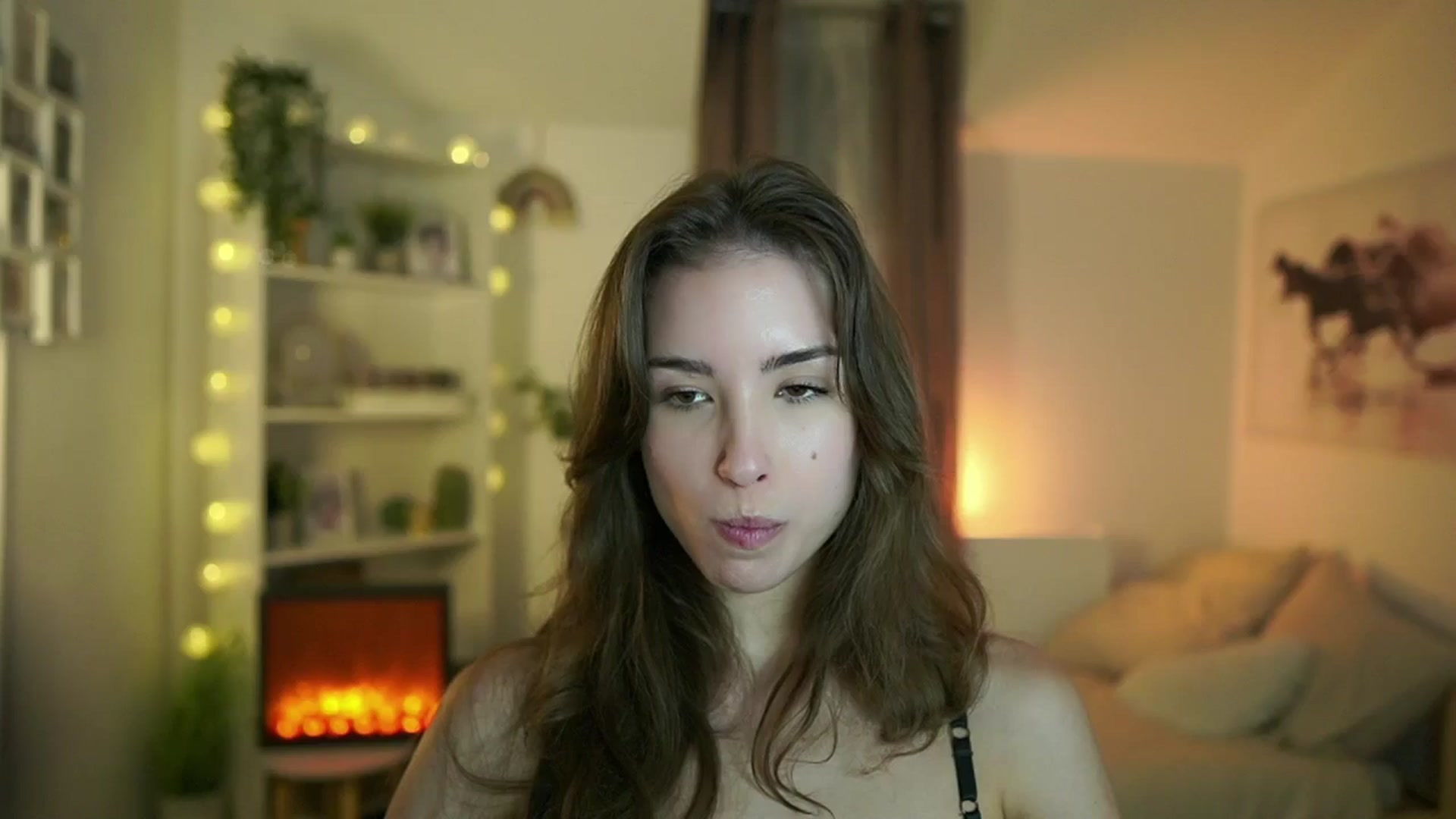 Gallery image thumbnail from Shy_jane's myfreecams stream on, 10/22/2024, 11:58 image 1 of 20