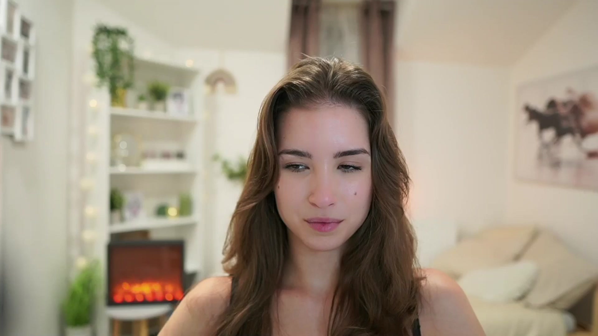 Gallery image thumbnail from Shy_jane's myfreecams stream on, 10/22/2024, 16:05 image 7 of 20