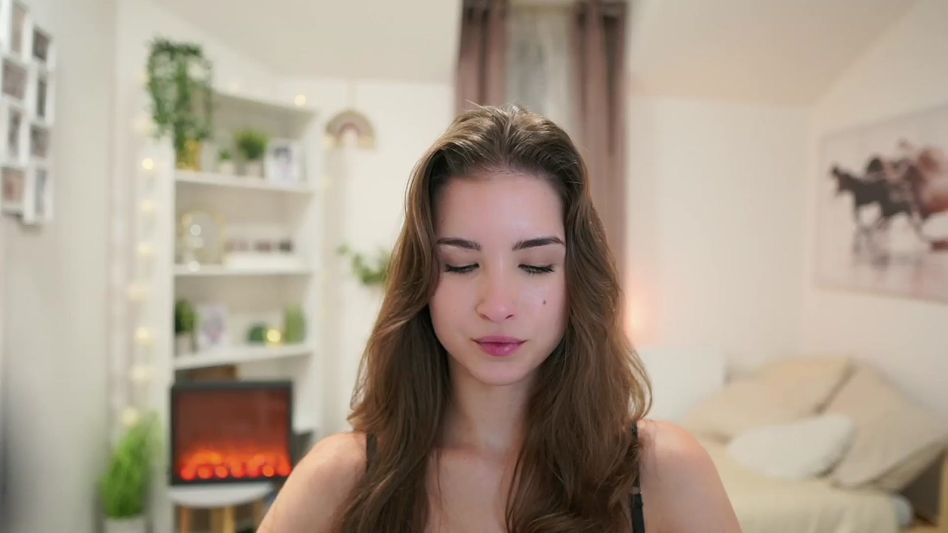 Gallery image thumbnail from Shy_jane's myfreecams stream on, 10/22/2024, 16:05 image 10 of 20