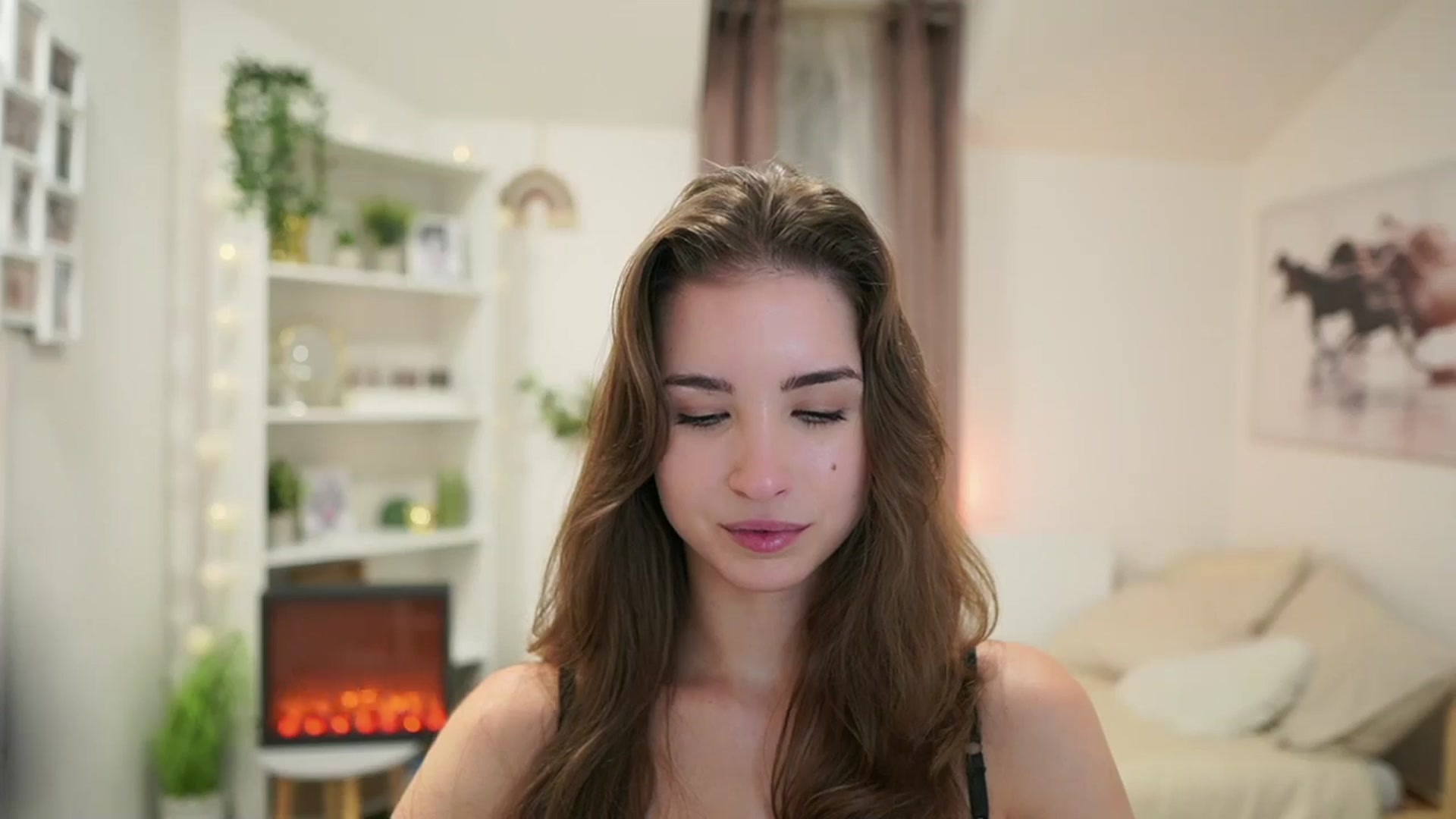 Gallery image thumbnail from Shy_jane's myfreecams stream on, 10/22/2024, 16:05 image 11 of 20