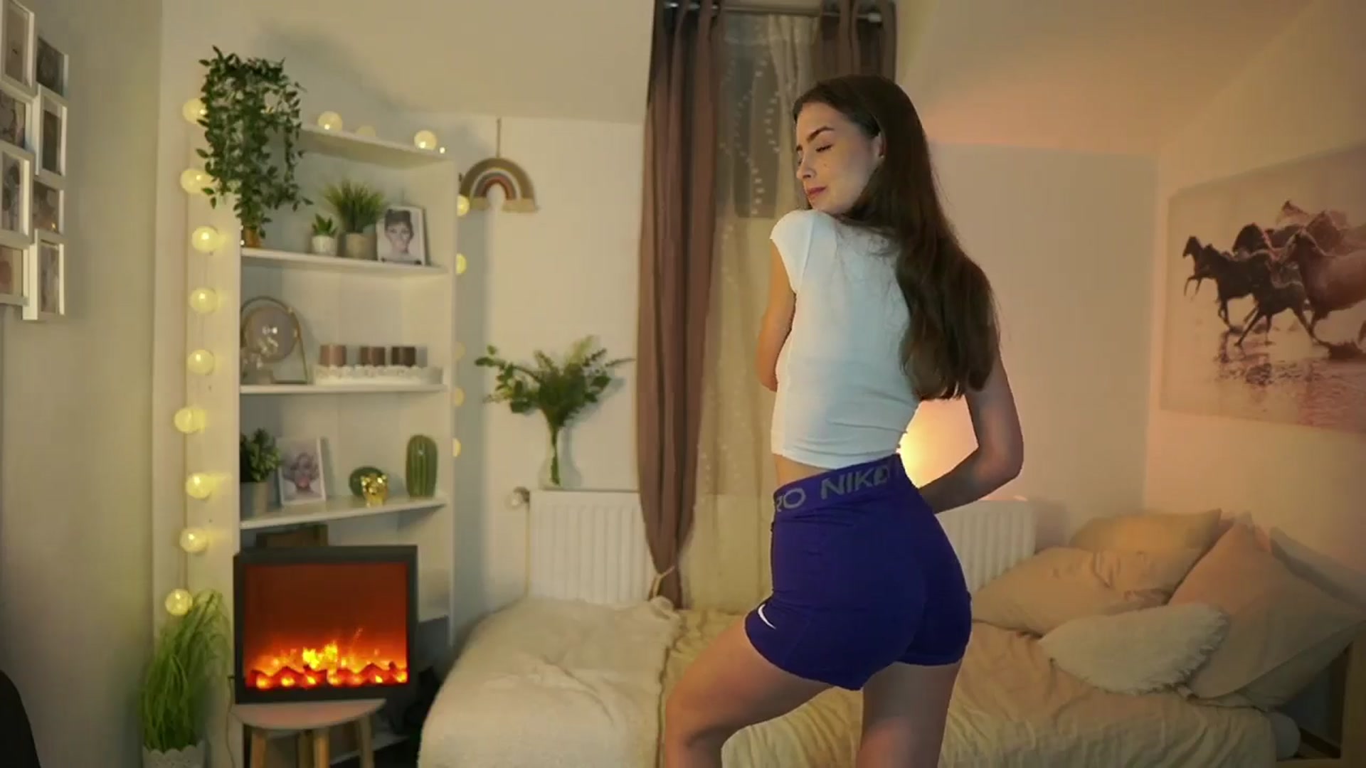 Gallery image thumbnail from Shy_jane's myfreecams stream on, 10/24/2024, 09:21 image 13 of 20