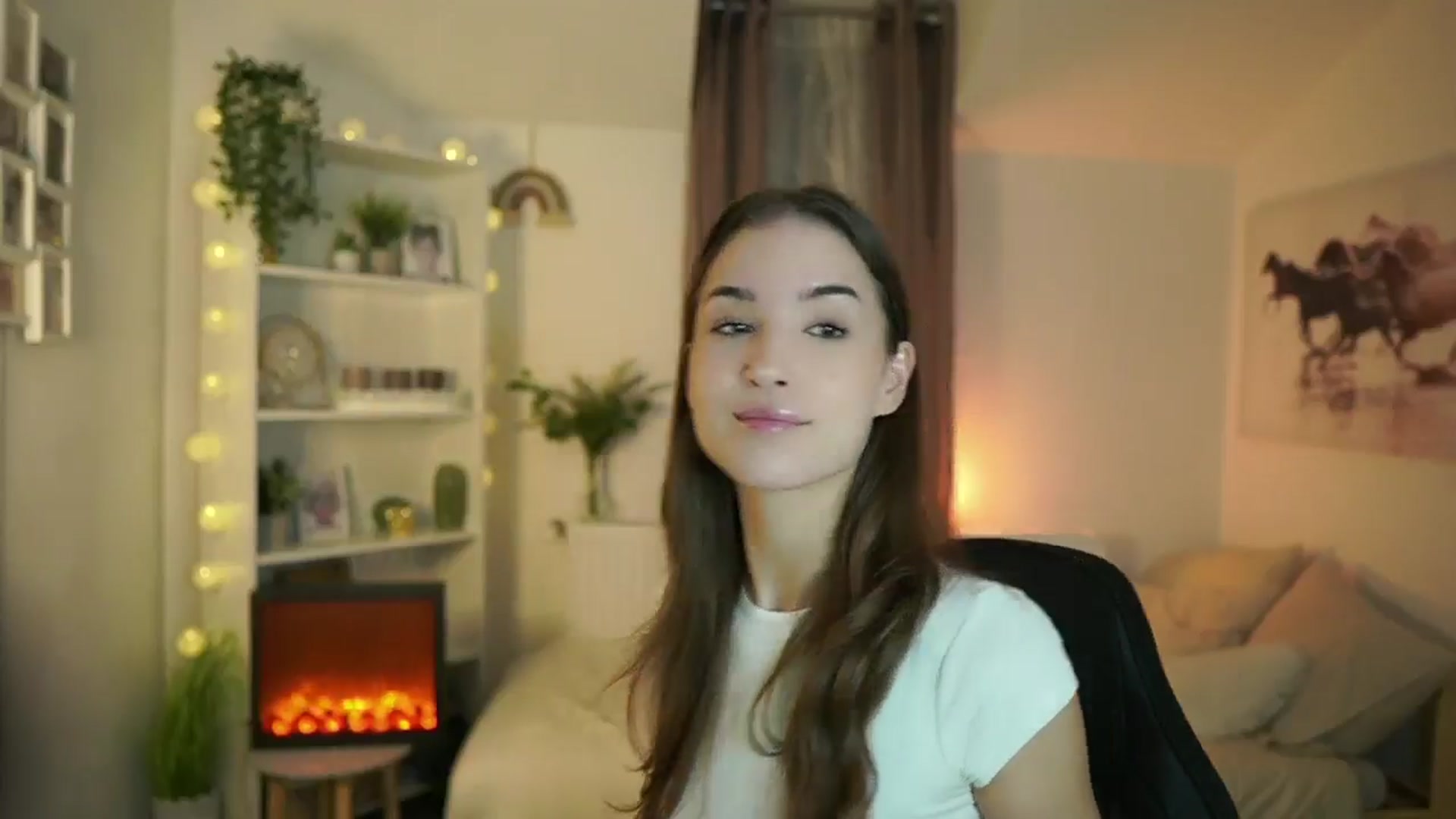 Gallery image thumbnail from Shy_jane's myfreecams stream on, 10/24/2024, 09:21 image 18 of 20