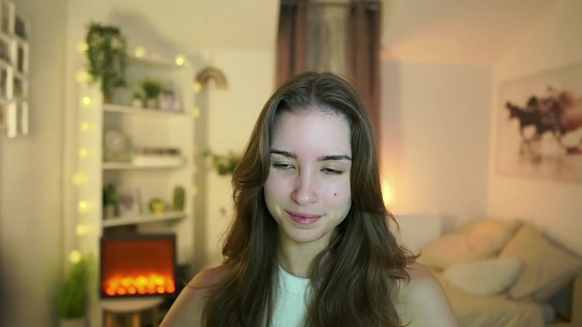 Gallery image thumbnail from Shy_jane's myfreecams stream on, 10/27/2024, 14:09 image 3 of 20