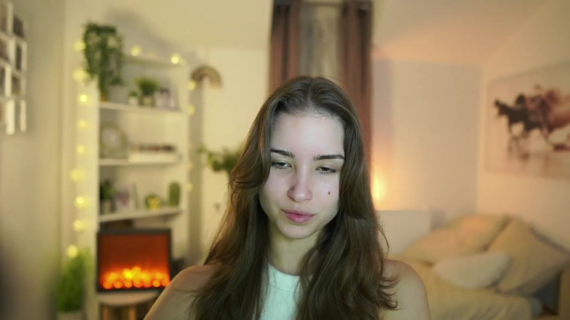 Gallery image thumbnail from Shy_jane's myfreecams stream on, 10/27/2024, 14:09 image 5 of 20