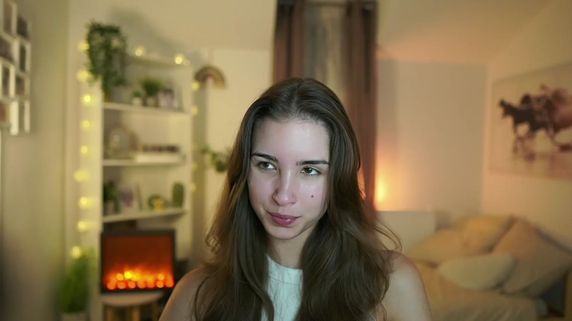 Gallery image thumbnail from Shy_jane's myfreecams stream on, 10/27/2024, 15:33 image 3 of 20