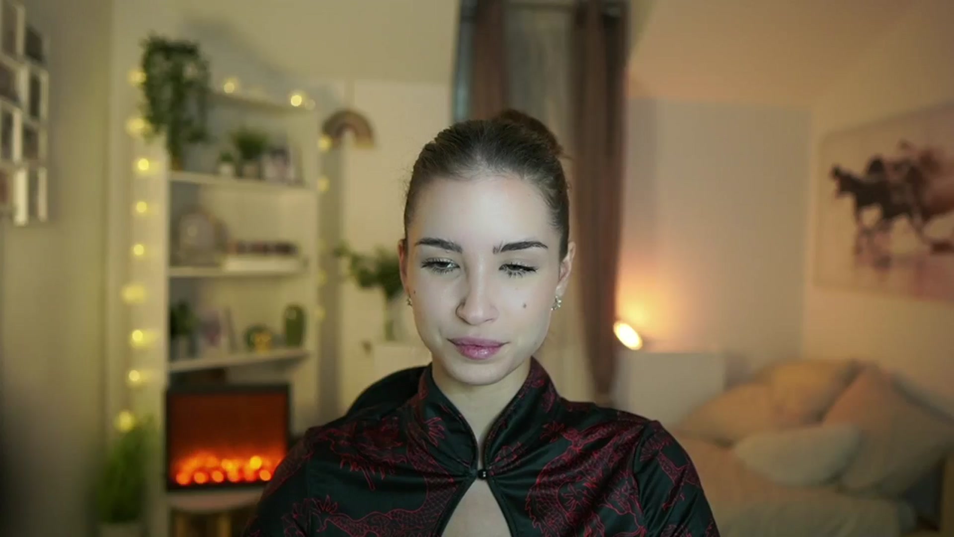 Gallery image thumbnail from Shy_jane's myfreecams stream on, 10/31/2024, 10:17 image 12 of 20