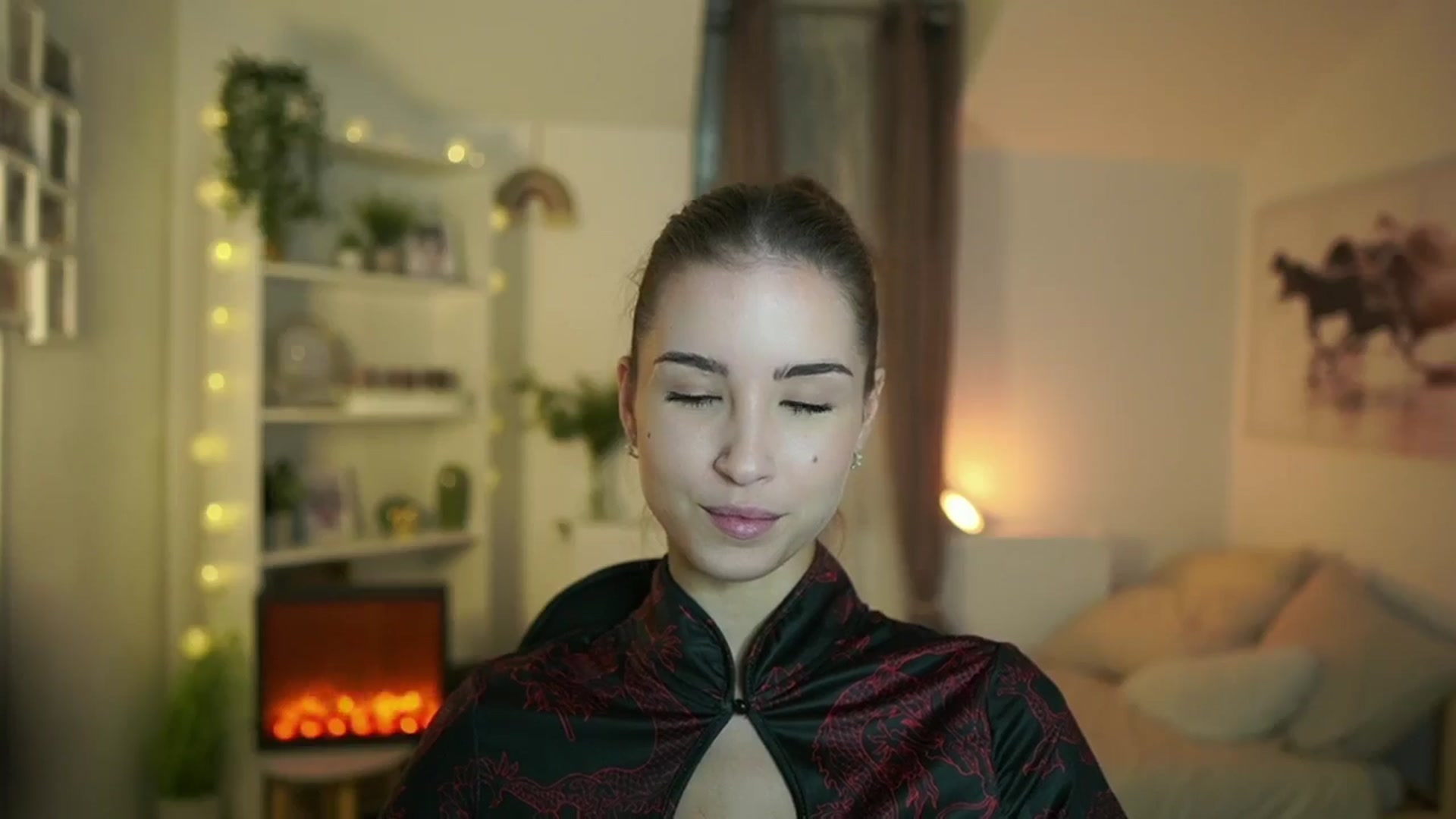 Gallery image thumbnail from Shy_jane's myfreecams stream on, 10/31/2024, 11:48 image 2 of 20
