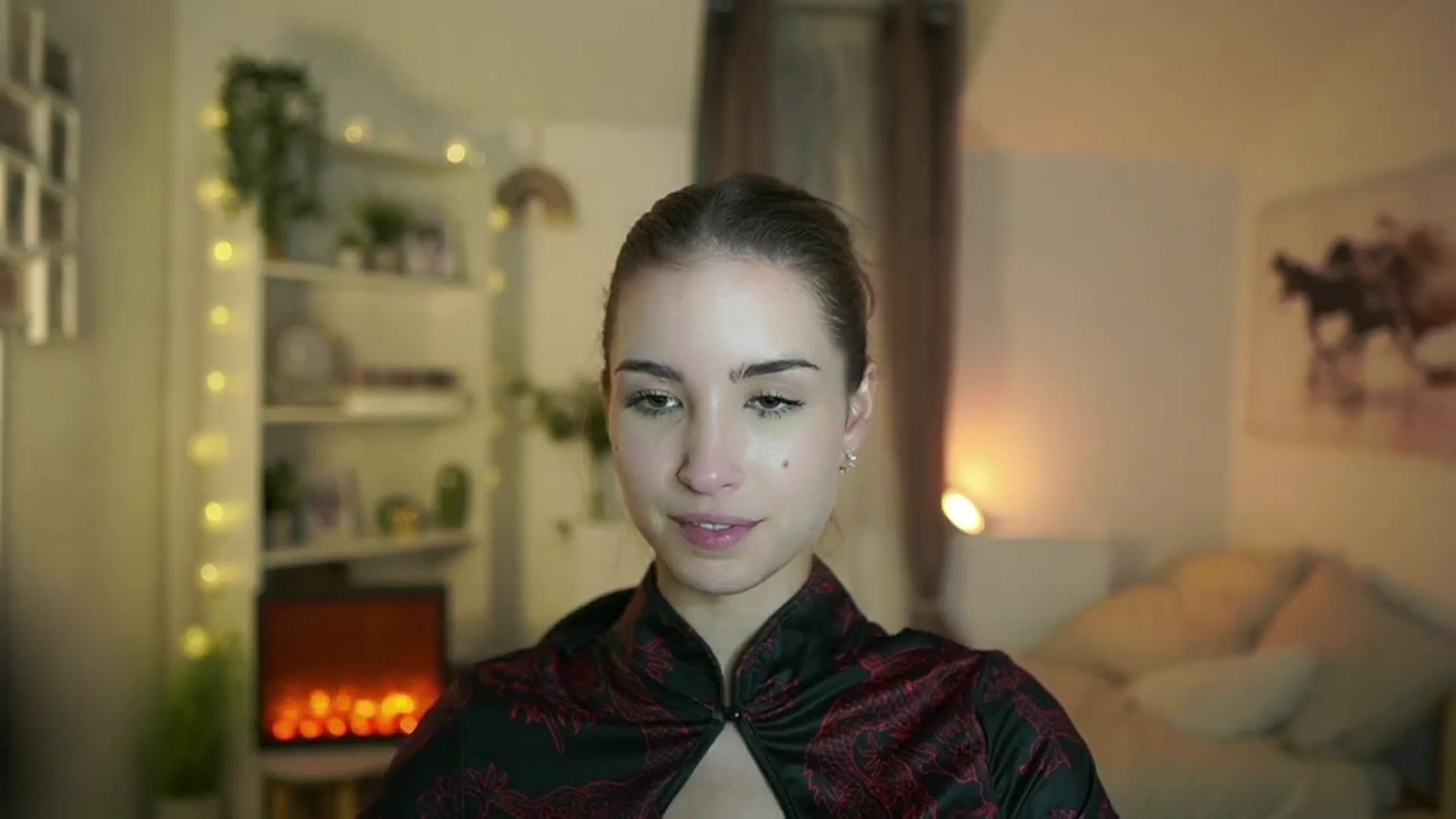 Gallery image thumbnail from Shy_jane's myfreecams stream on, 10/31/2024, 16:32 image 2 of 20