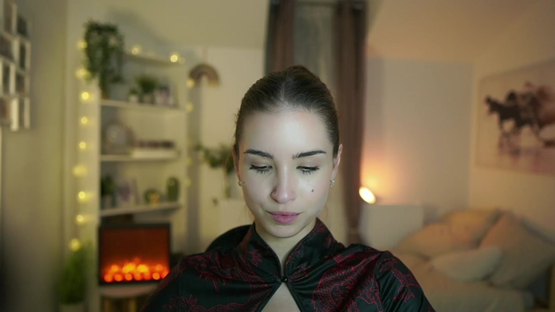 Gallery image thumbnail from Shy_jane's myfreecams stream on, 10/31/2024, 16:32 image 9 of 20