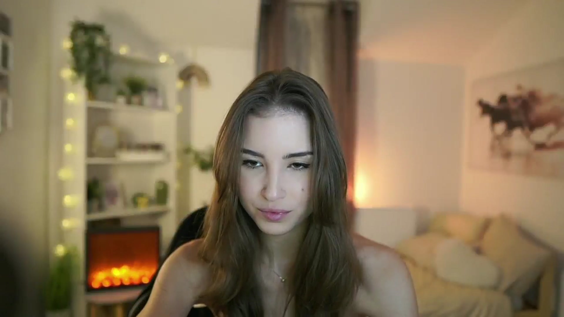 Gallery image thumbnail from Shy_jane's myfreecams stream on, 11/09/2024, 12:34 image 10 of 20
