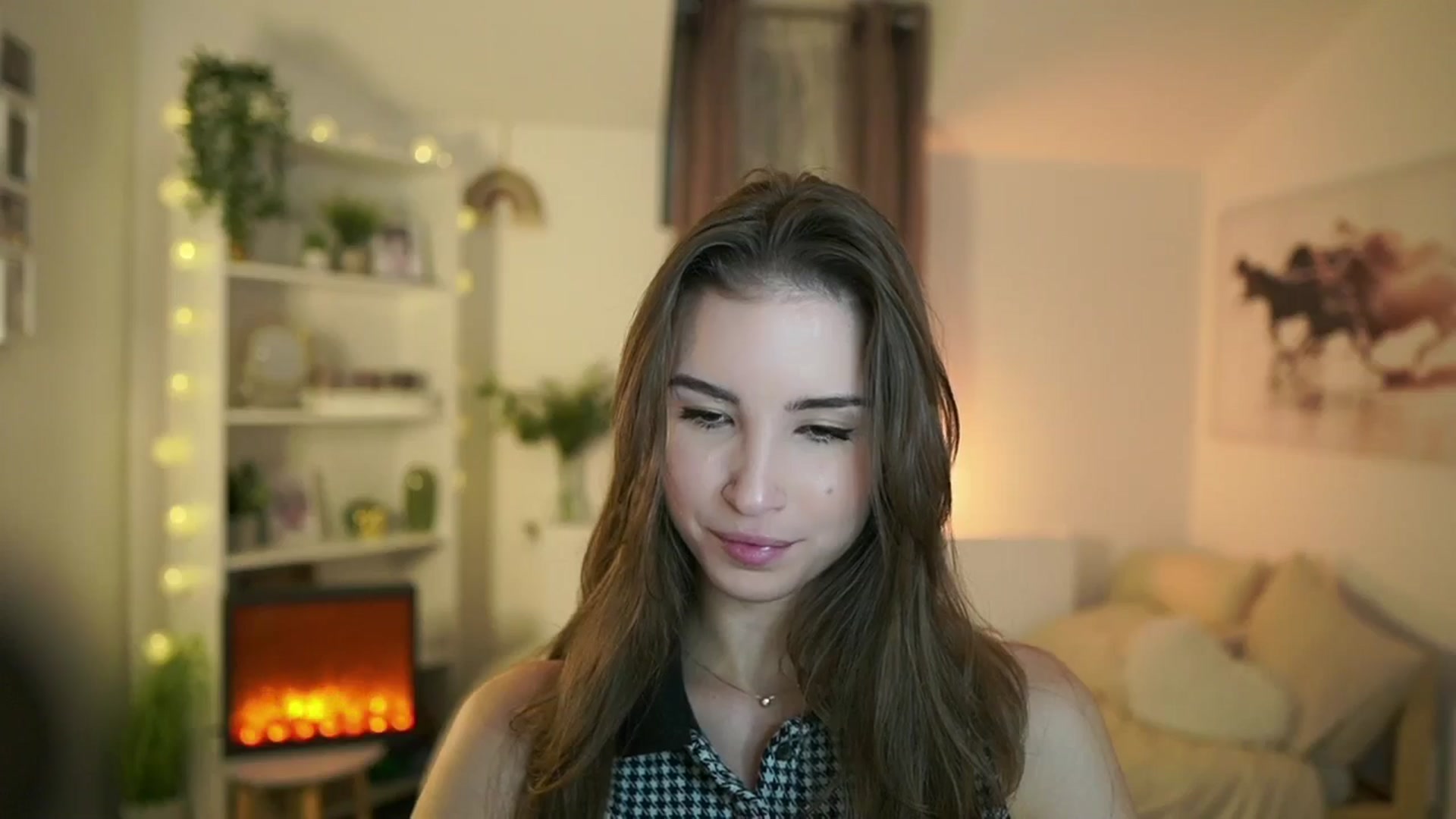 Gallery image thumbnail from Shy_jane's myfreecams stream on, 11/09/2024, 13:35 image 9 of 20