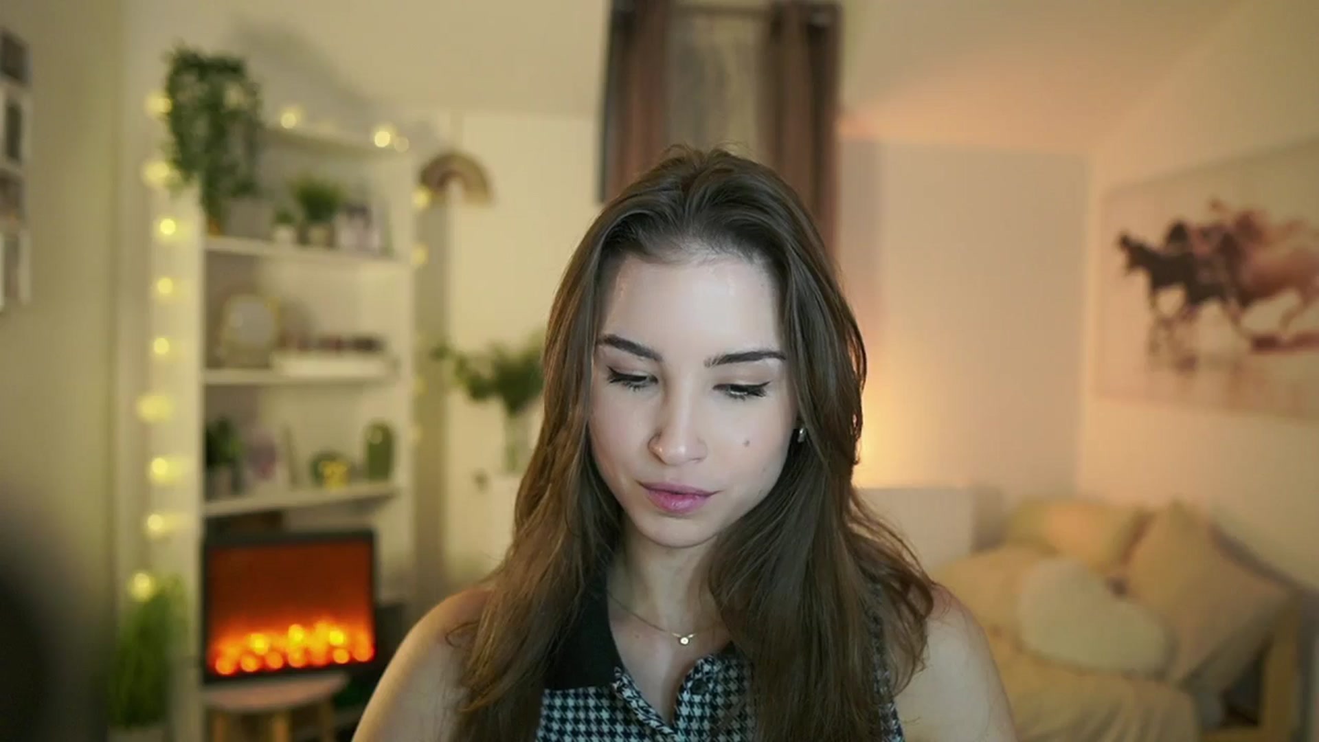 Gallery image thumbnail from Shy_jane's myfreecams stream on, 11/09/2024, 13:35 image 5 of 20
