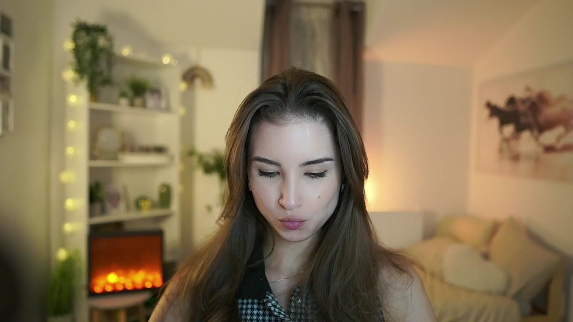 Gallery image thumbnail from Shy_jane's myfreecams stream on, 11/09/2024, 15:15 image 1 of 20