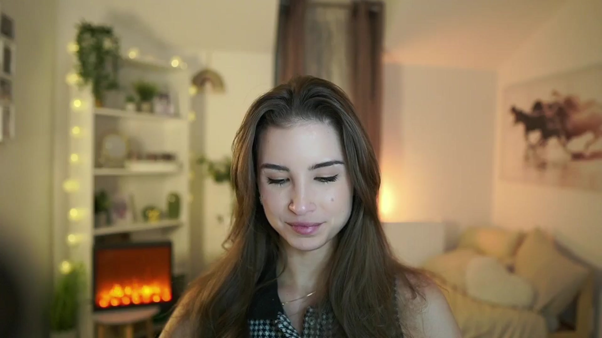 Gallery image thumbnail from Shy_jane's myfreecams stream on, 11/09/2024, 15:15 image 10 of 20