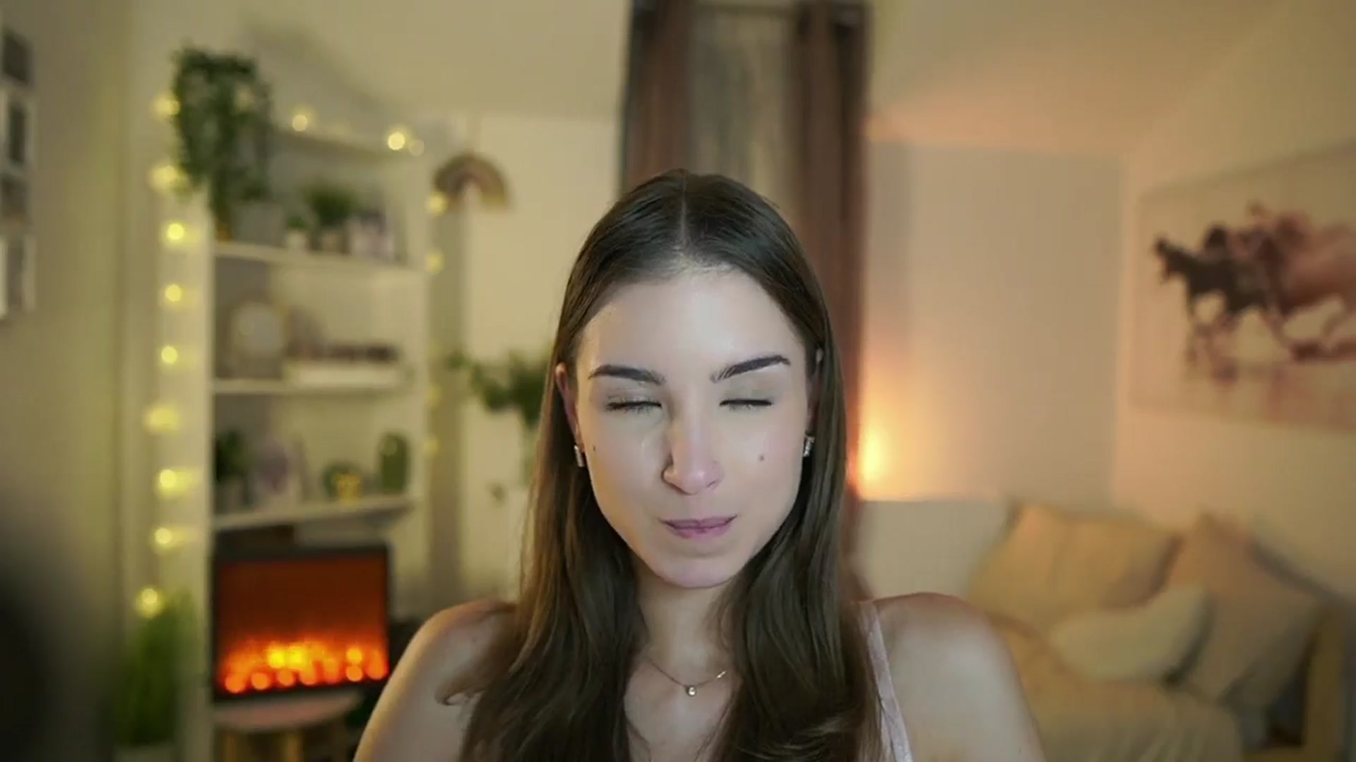 Gallery image thumbnail from Shy_jane's myfreecams stream on, 11/10/2024, 15:18 image 15 of 20