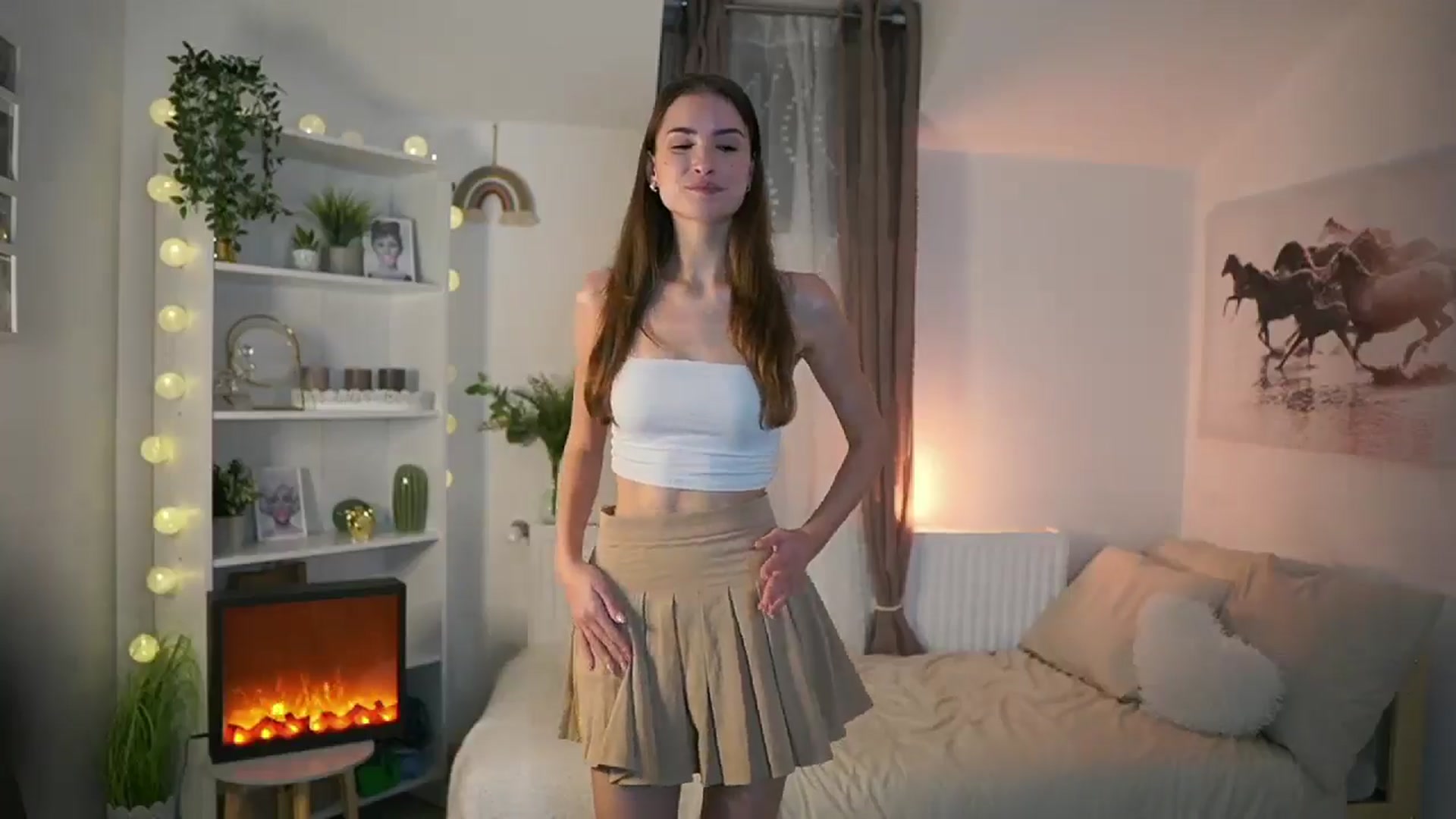 Gallery image thumbnail from Shy_jane's myfreecams stream on, 11/19/2024, 13:38 image 15 of 20