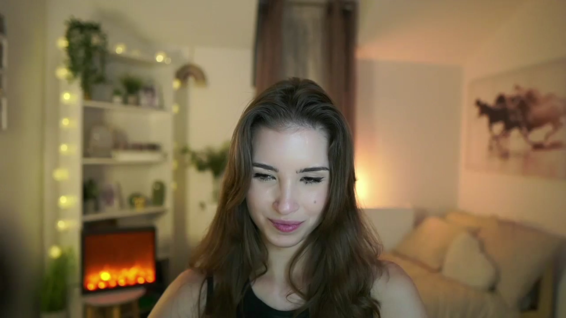 Gallery image thumbnail from Shy_jane's myfreecams stream on, 11/20/2024, 17:01 image 10 of 20