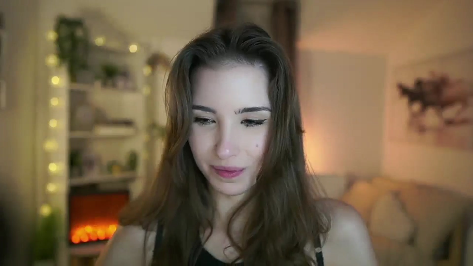 Gallery image thumbnail from Shy_jane's myfreecams stream on, 11/20/2024, 17:01 image 14 of 20
