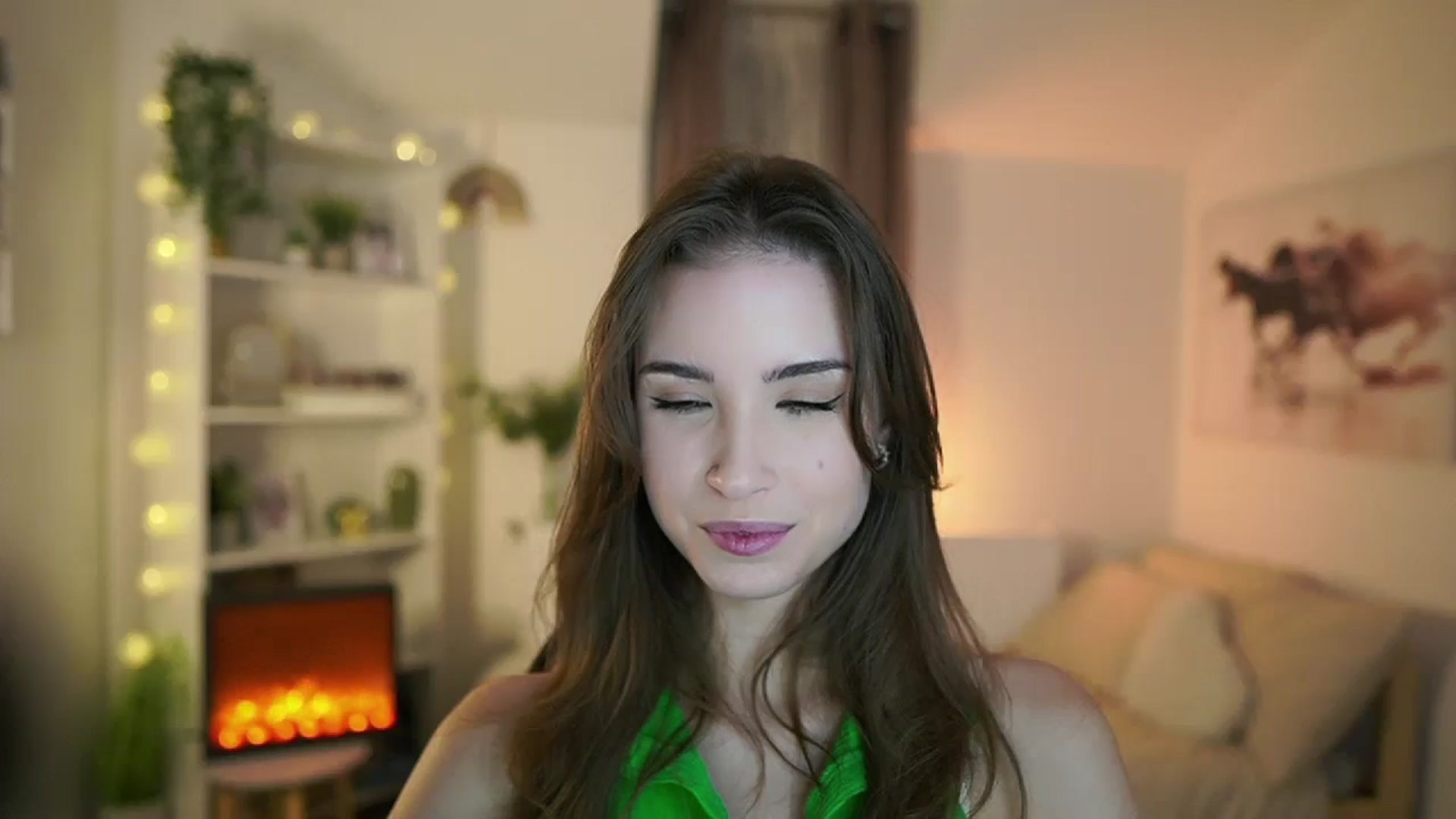 Gallery image thumbnail from Shy_jane's myfreecams stream on, 11/22/2024, 12:25 image 8 of 20