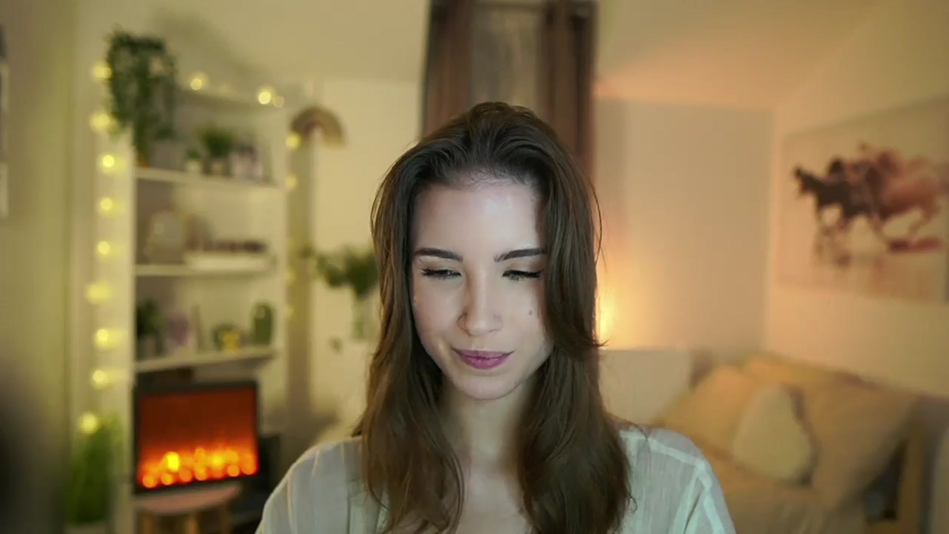 Gallery image thumbnail from Shy_jane's myfreecams stream on, 11/22/2024, 13:13 image 3 of 20