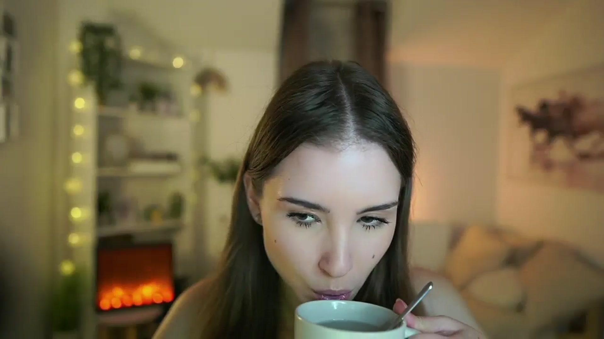 Gallery image thumbnail from Shy_jane's myfreecams stream on, 11/27/2024, 13:44 image 2 of 20