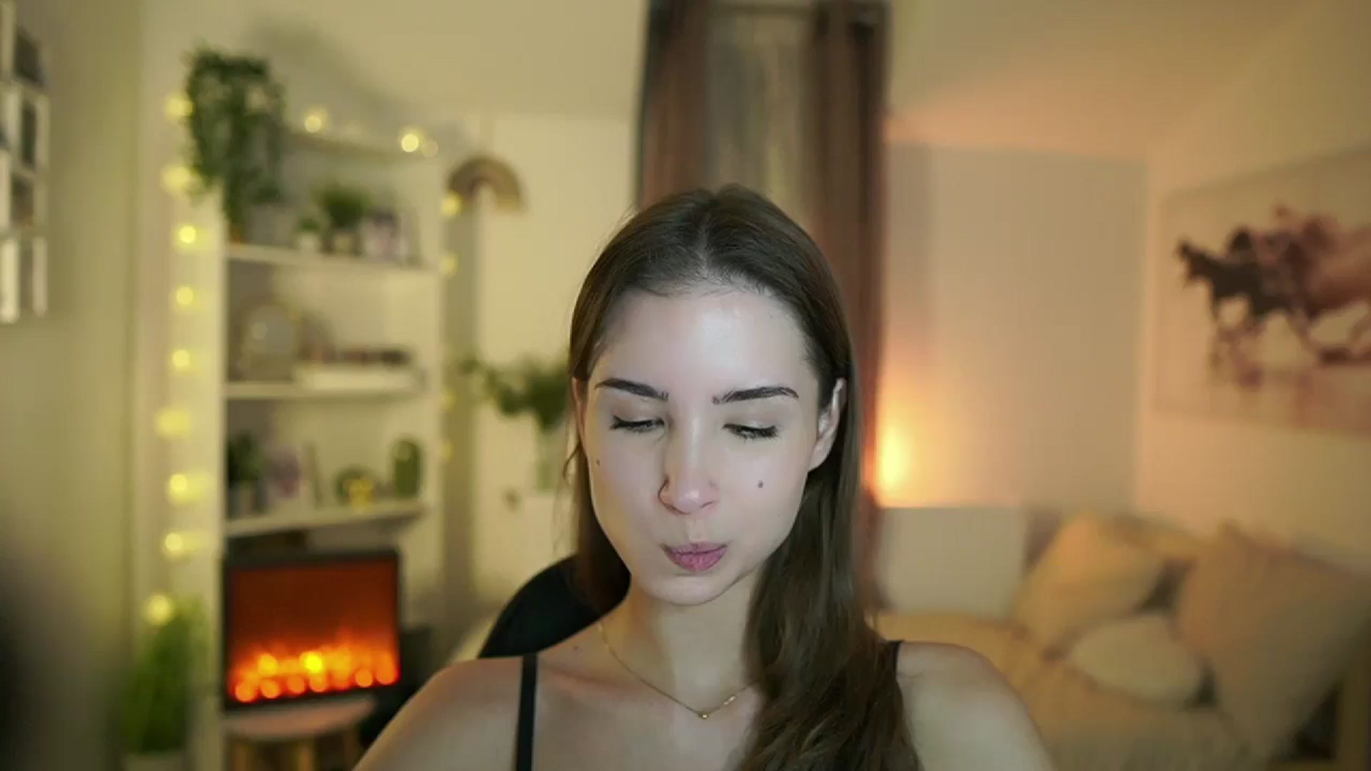 Gallery image thumbnail from Shy_jane's myfreecams stream on, 11/28/2024, 10:40 image 12 of 20
