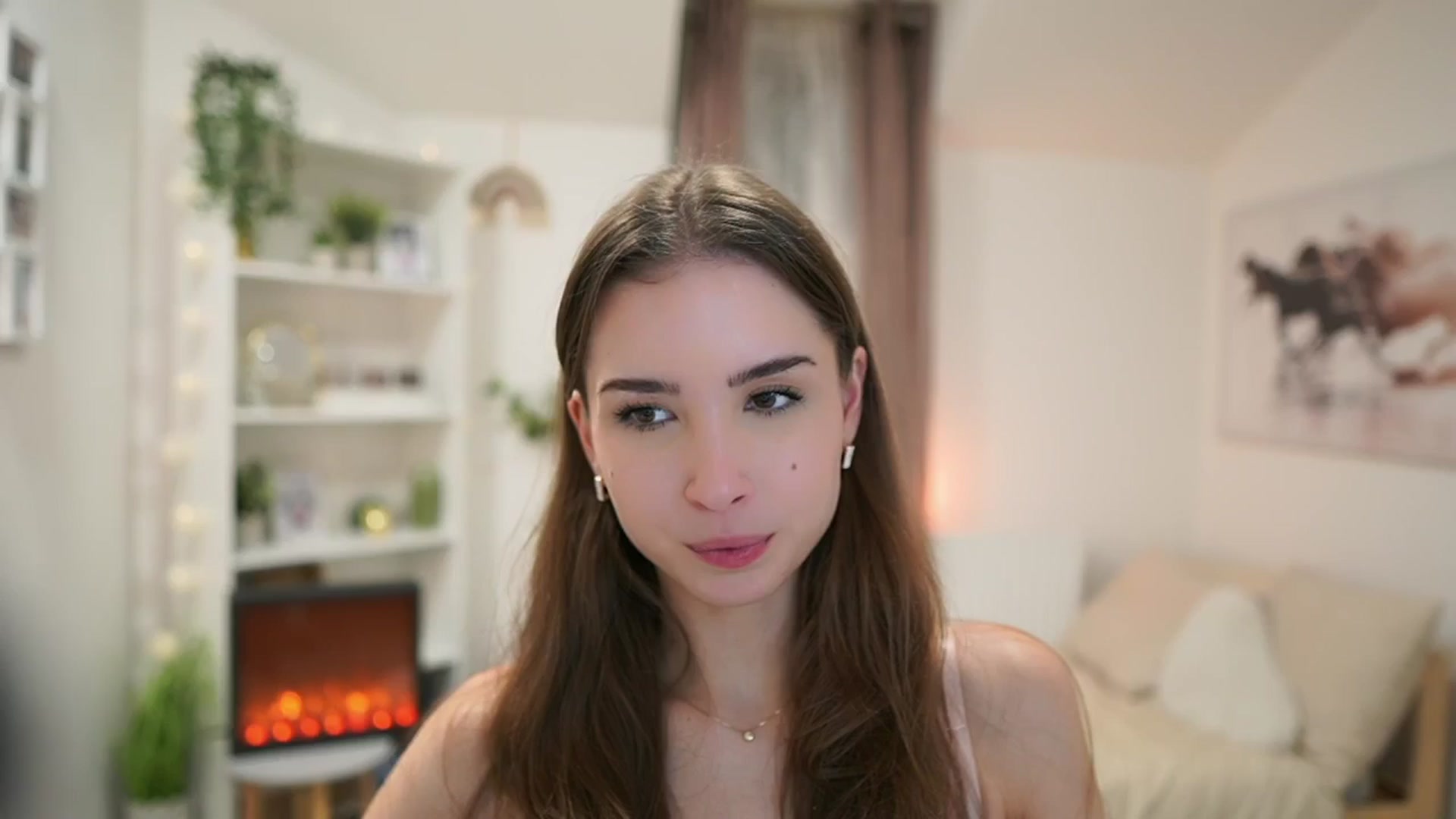 Gallery image thumbnail from Shy_jane's myfreecams stream on, 12/05/2024, 14:55 image 2 of 20