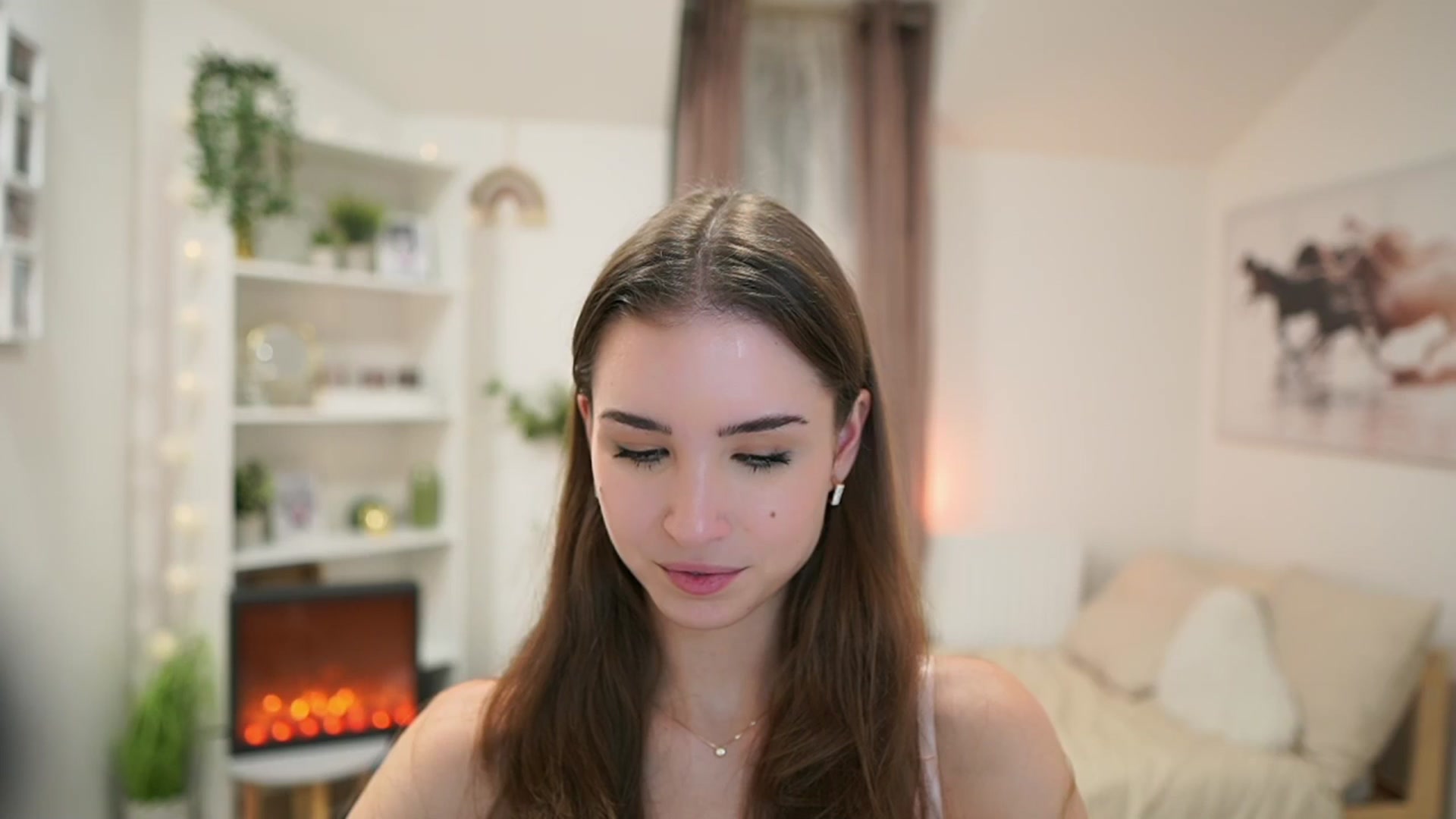 Gallery image thumbnail from Shy_jane's myfreecams stream on, 12/05/2024, 14:55 image 16 of 20