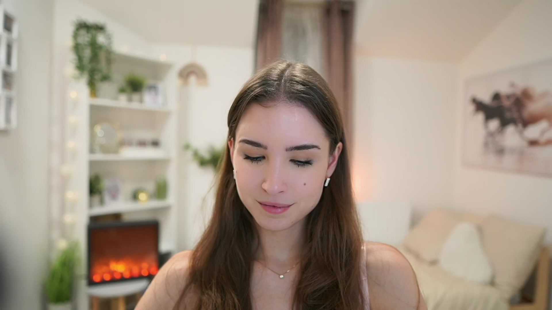 Gallery image thumbnail from Shy_jane's myfreecams stream on, 12/05/2024, 14:55 image 4 of 20