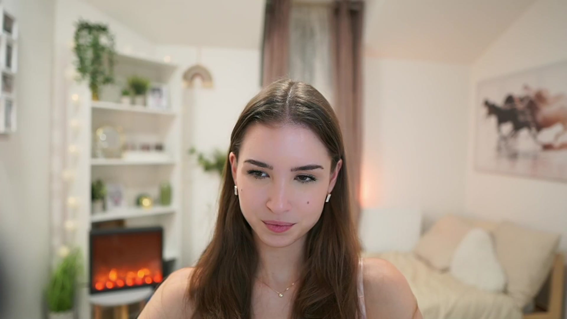 Gallery image thumbnail from Shy_jane's myfreecams stream on, 12/05/2024, 14:55 image 17 of 20