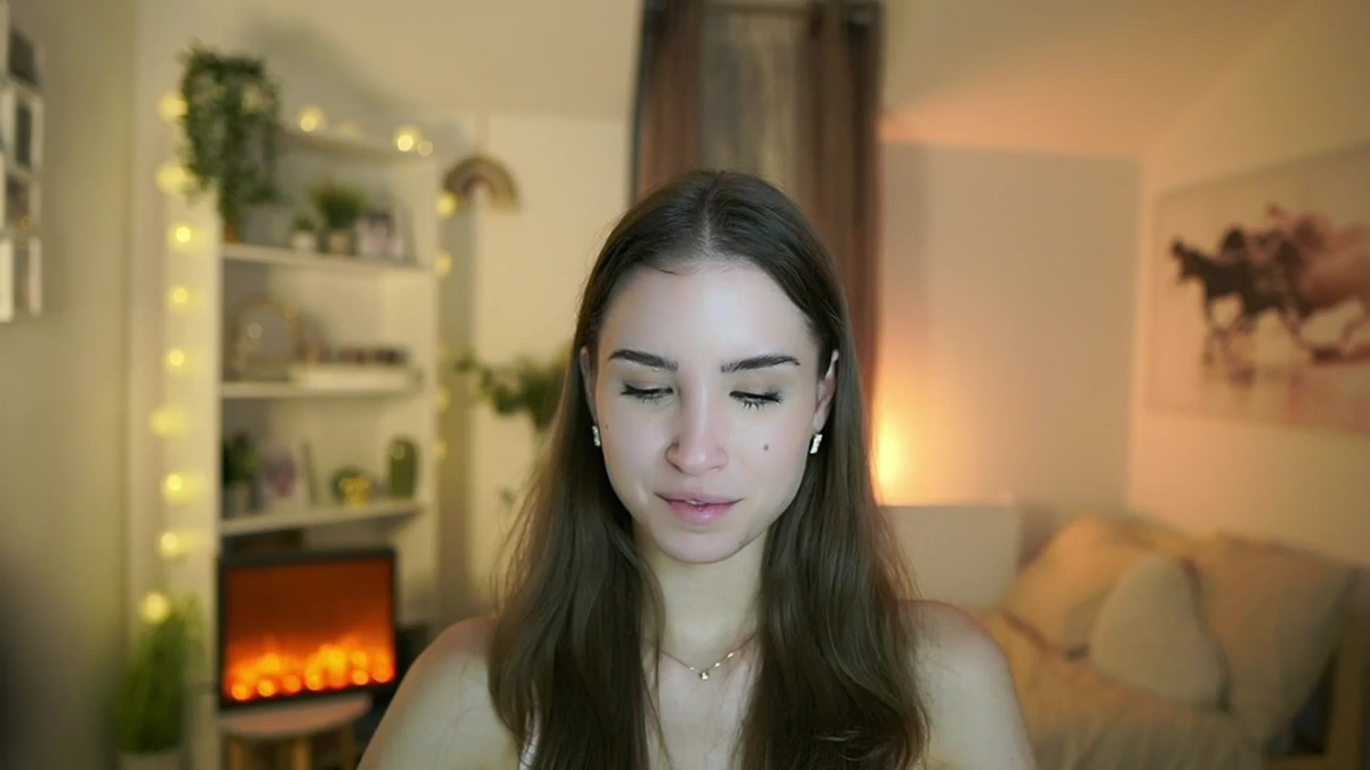 Gallery image thumbnail from Shy_jane's myfreecams stream on, 12/05/2024, 17:29 image 14 of 20