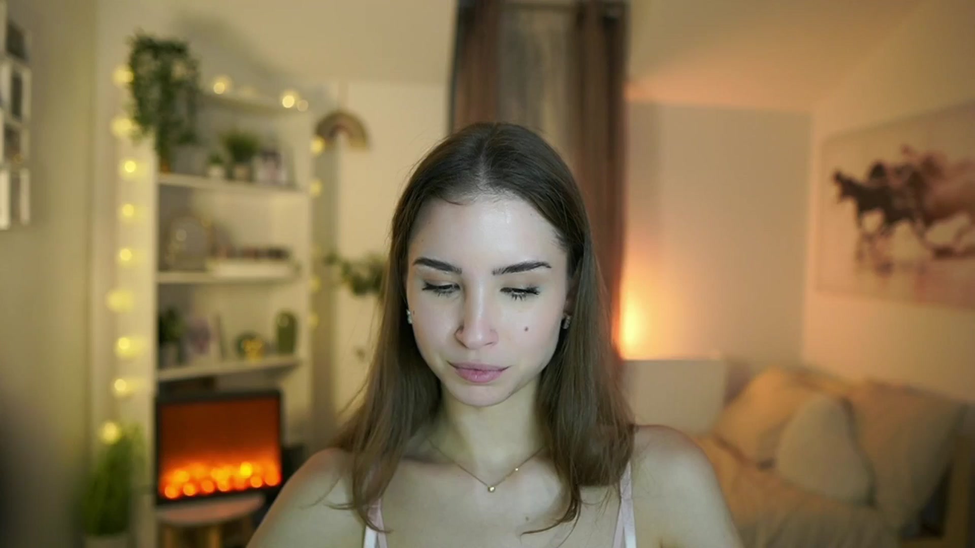 Gallery image thumbnail from Shy_jane's myfreecams stream on, 12/05/2024, 17:29 image 1 of 20