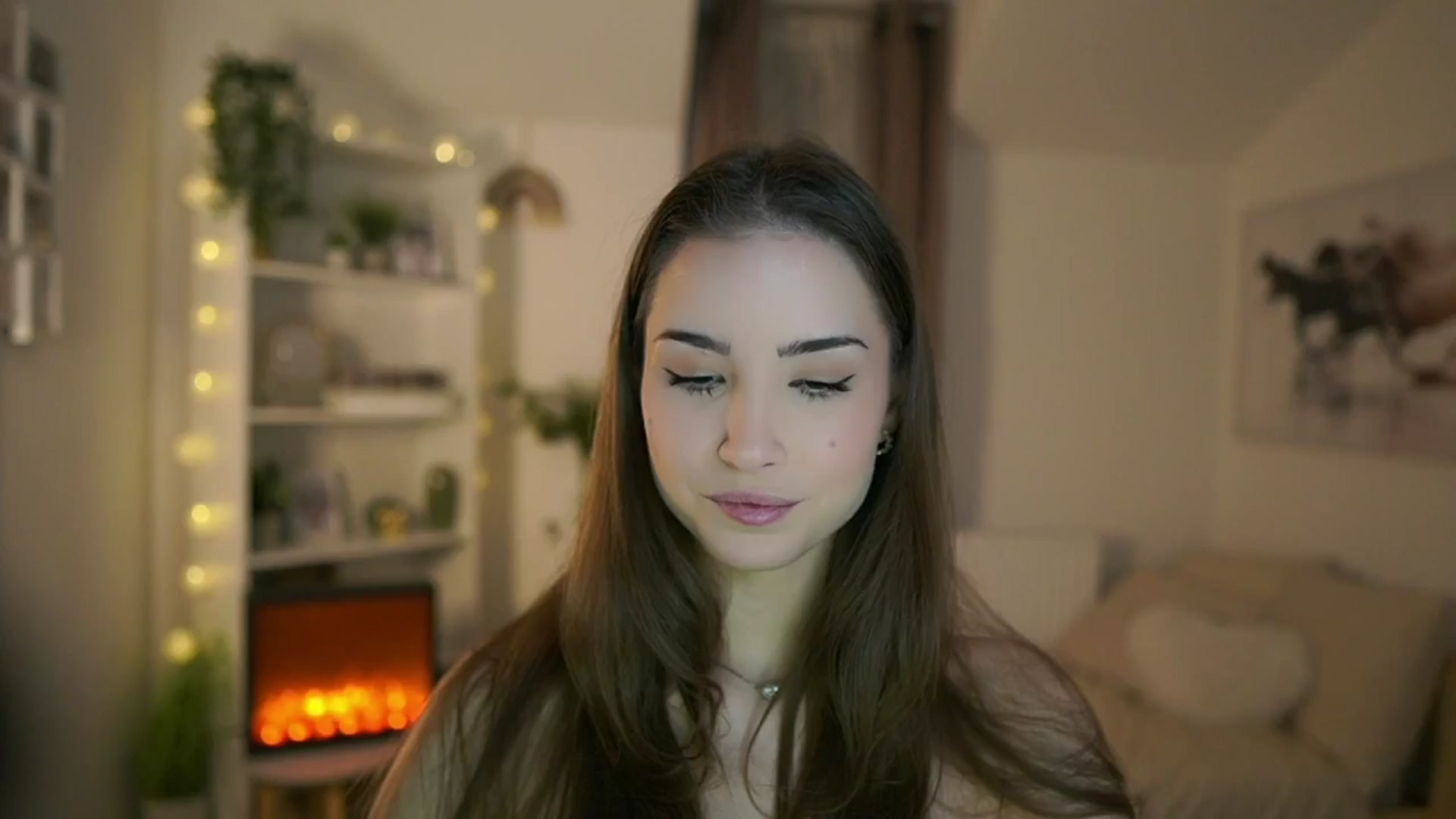 Gallery image thumbnail from Shy_jane's myfreecams stream on, 12/08/2024, 10:37 image 18 of 20
