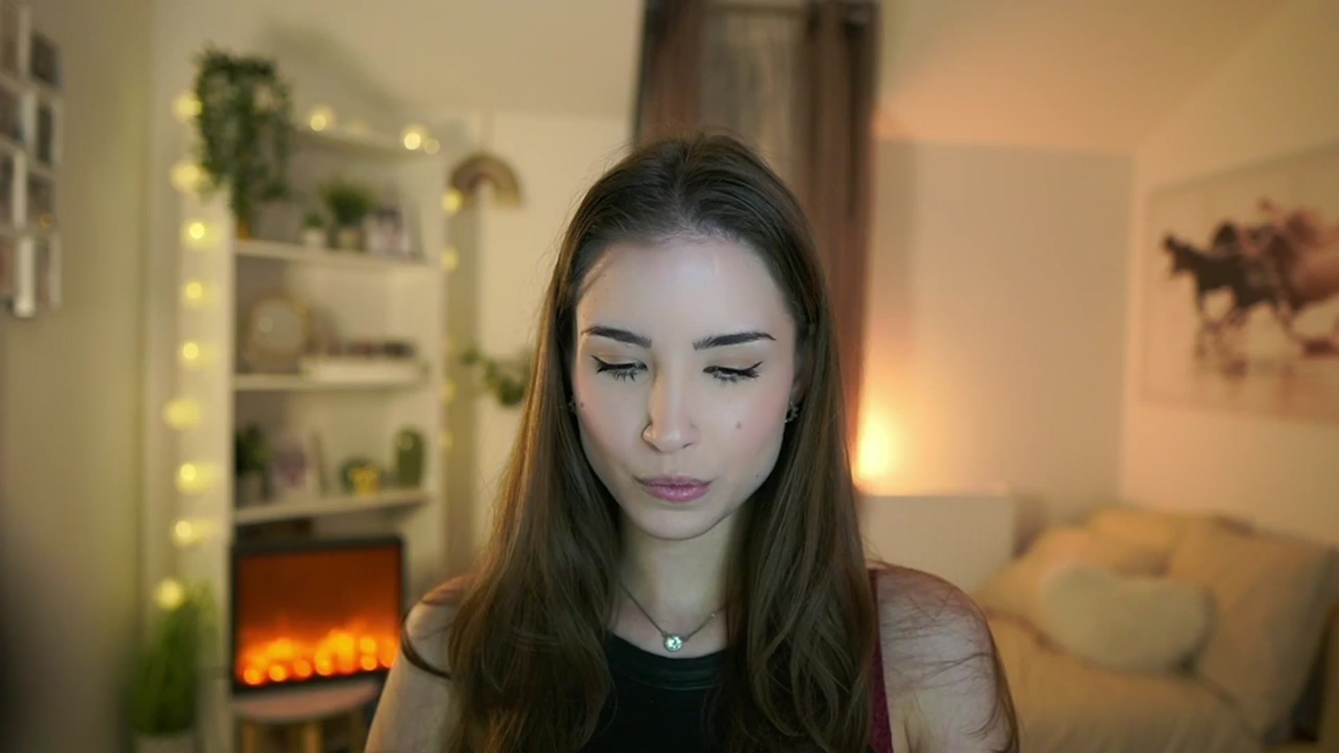 Gallery image thumbnail from Shy_jane's myfreecams stream on, 12/08/2024, 12:01 image 9 of 20