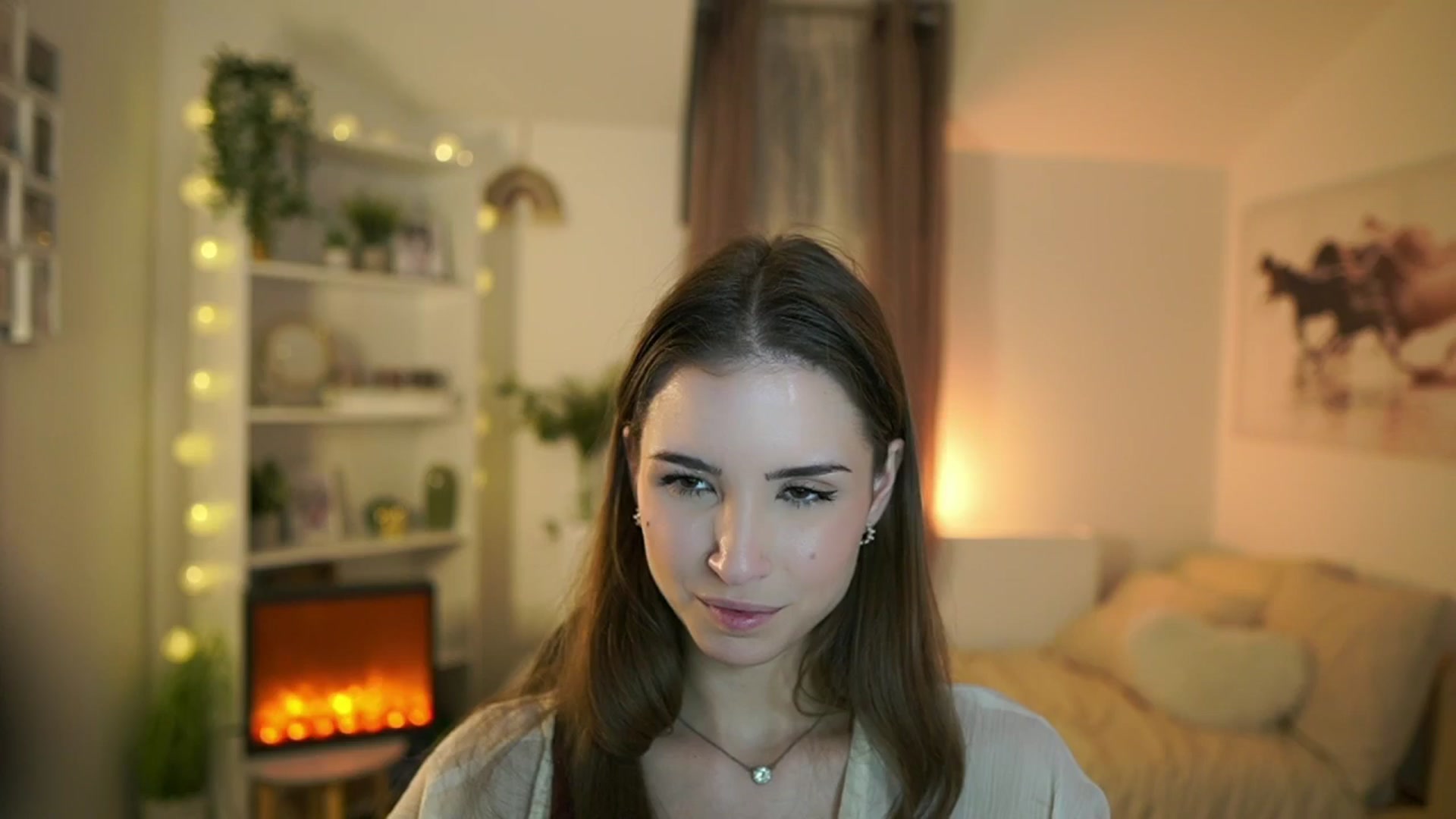 Gallery image thumbnail from Shy_jane's myfreecams stream on, 12/08/2024, 16:20 image 11 of 20
