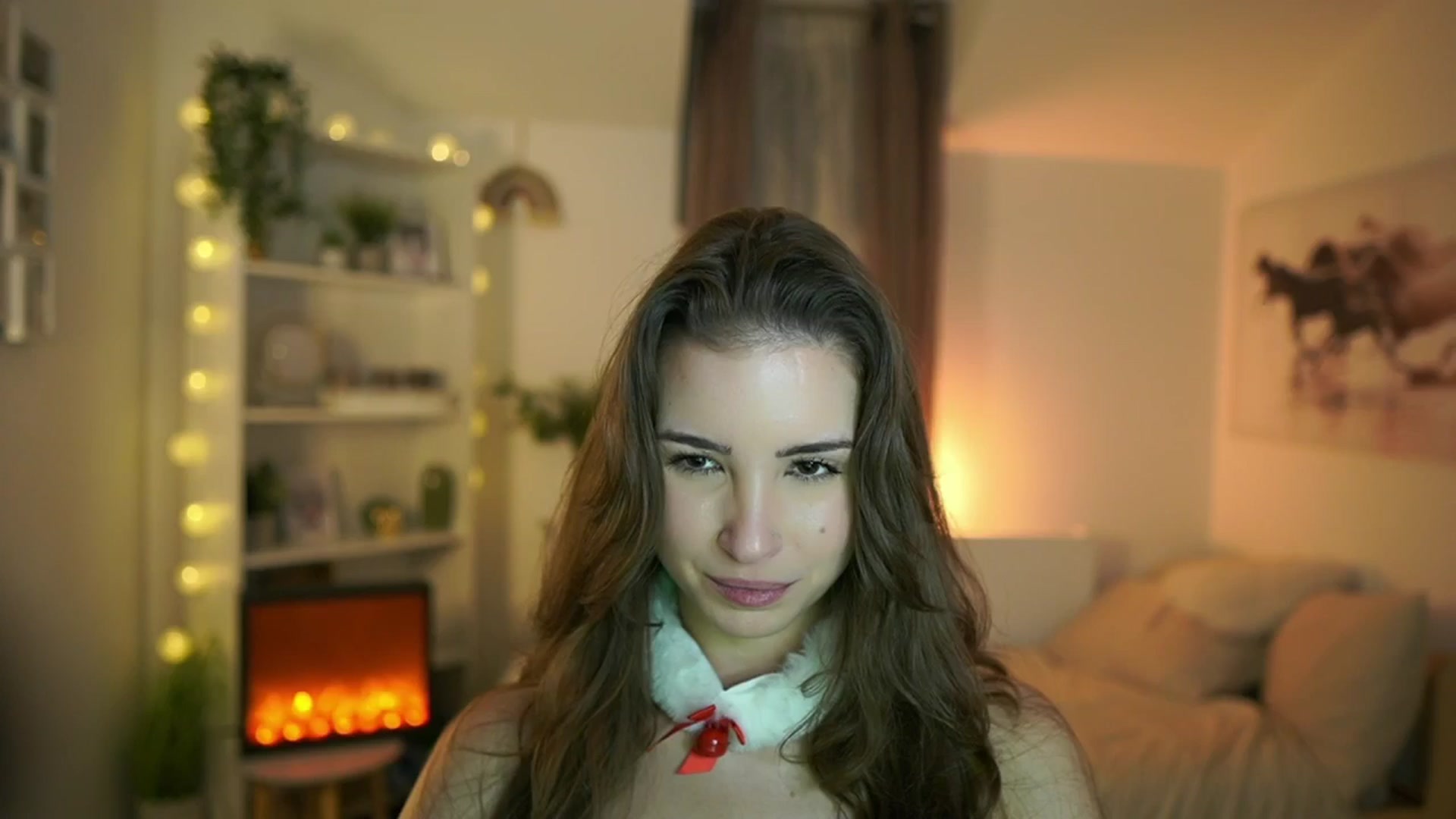 Gallery image thumbnail from Shy_jane's myfreecams stream on, 12/10/2024, 15:01 image 10 of 20