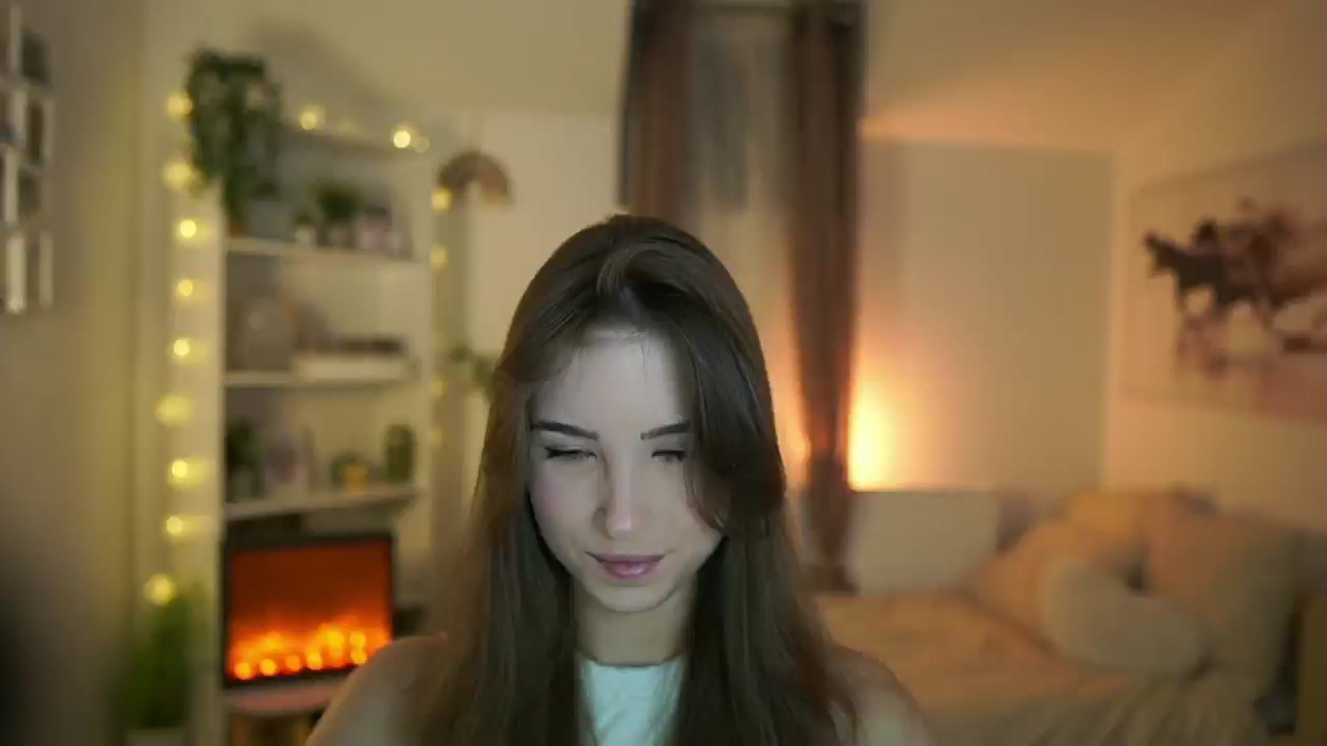 Gallery image thumbnail from Shy_jane's myfreecams stream on, 12/15/2024, 09:54 image 13 of 20
