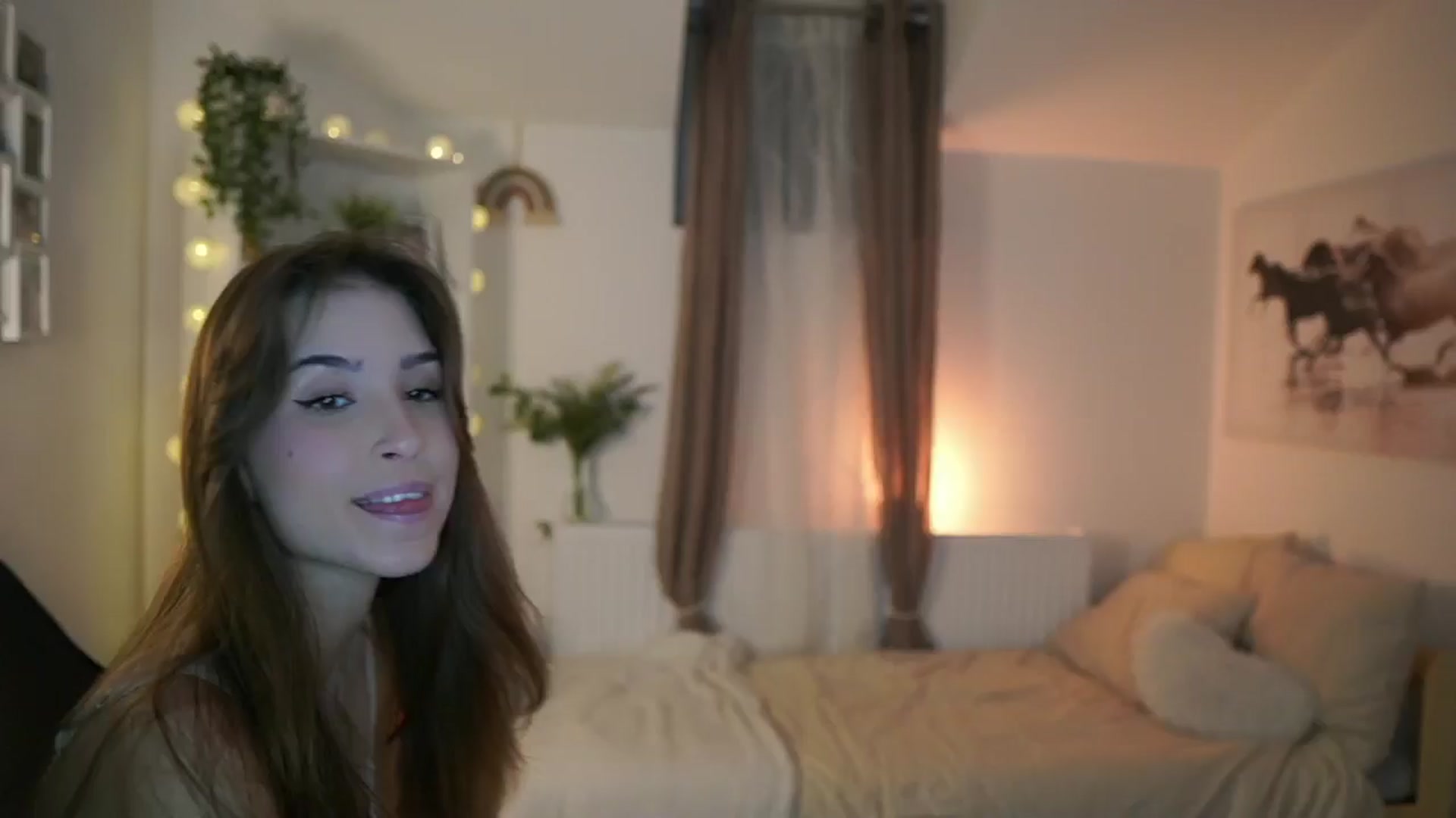 Gallery image thumbnail from Shy_jane's myfreecams stream on, 12/15/2024, 10:46 image 7 of 20