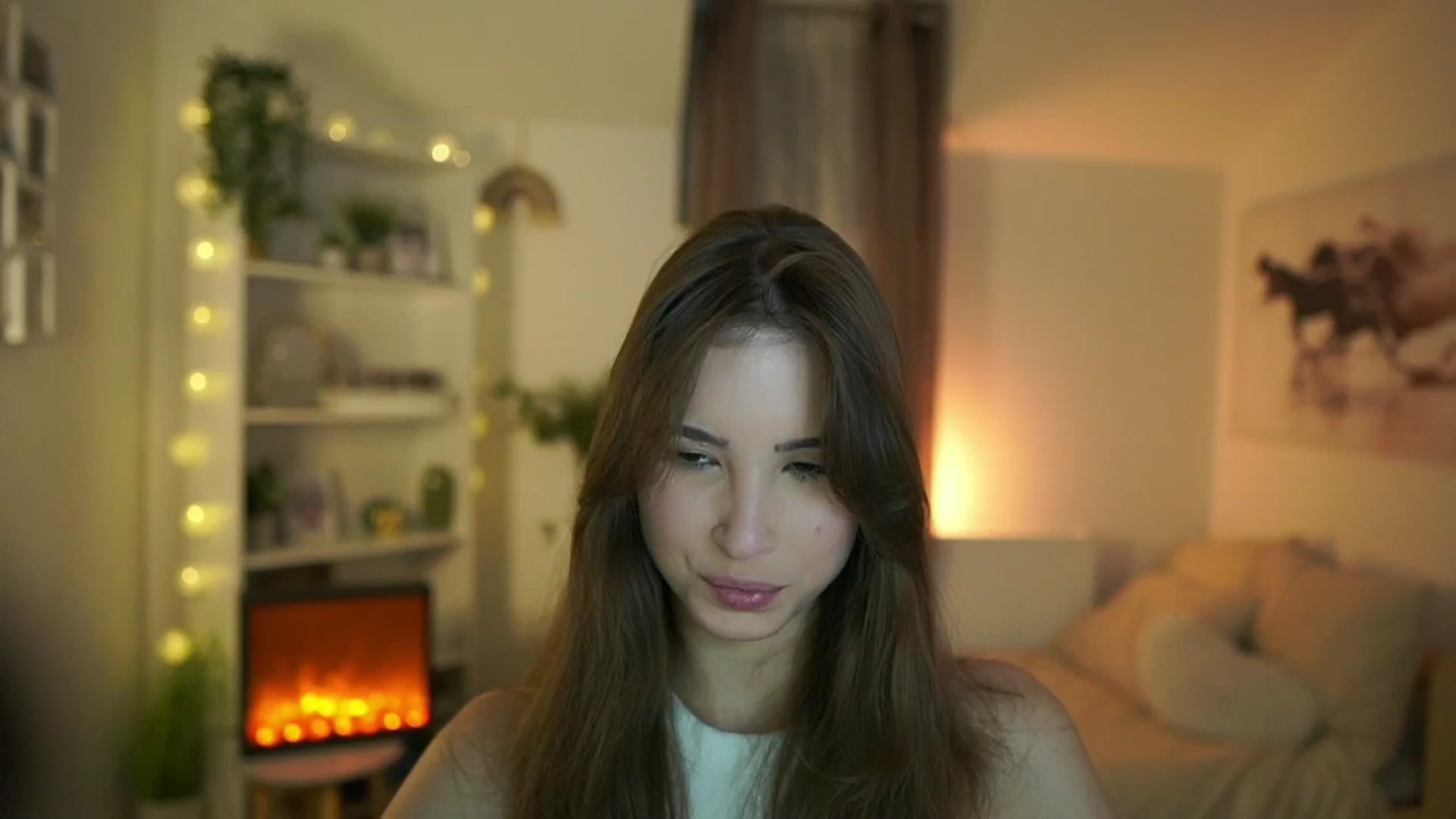 Gallery image thumbnail from Shy_jane's myfreecams stream on, 12/15/2024, 14:37 image 10 of 20