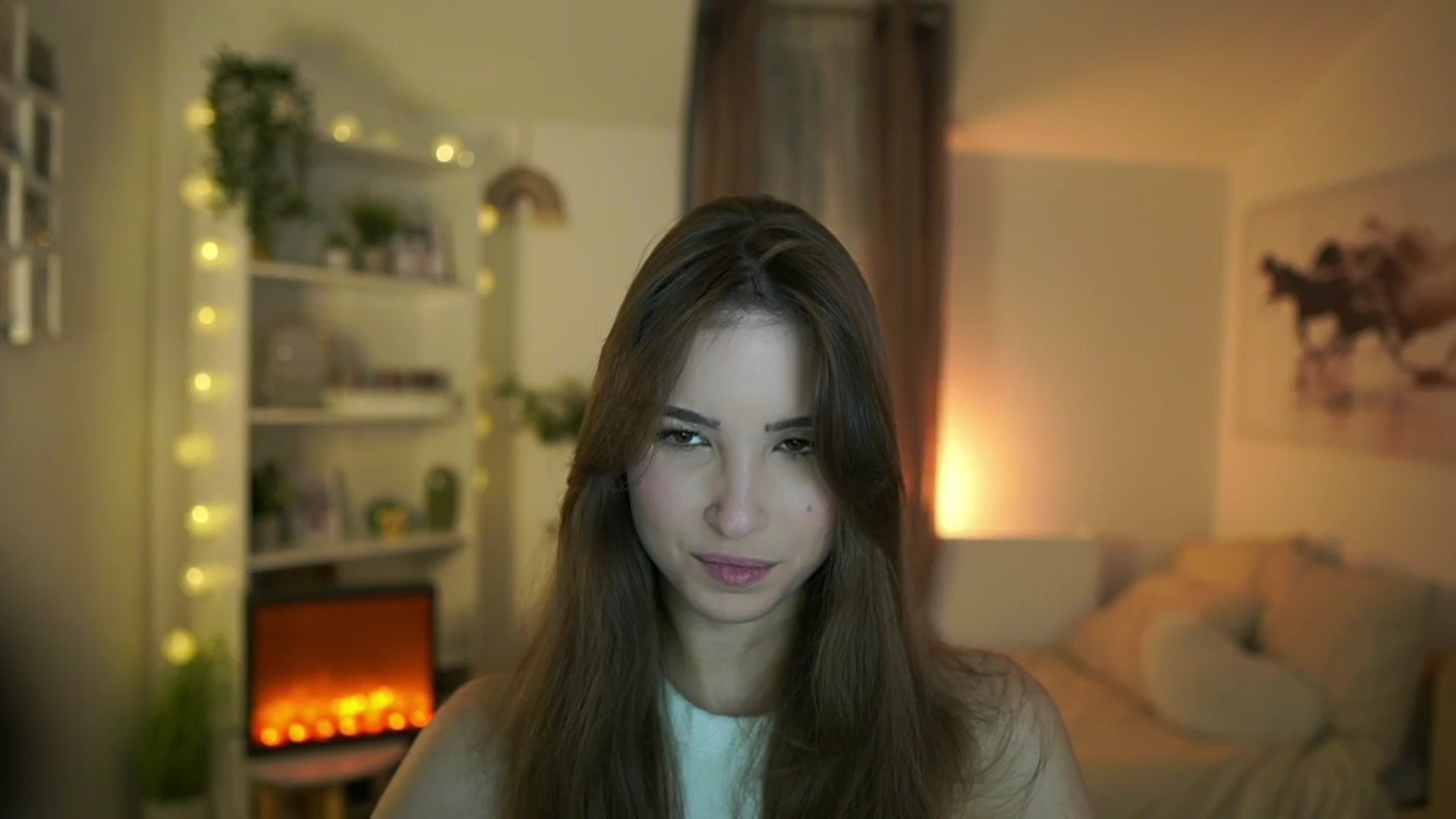 Gallery image thumbnail from Shy_jane's myfreecams stream on, 12/15/2024, 14:37 image 3 of 20