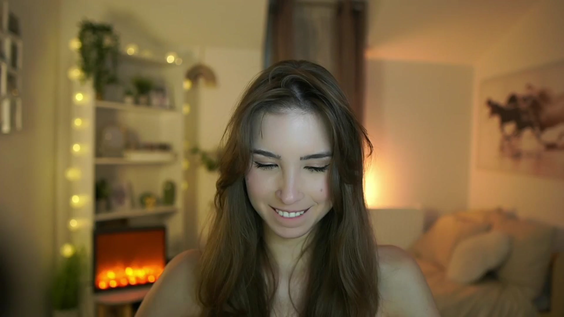 Gallery image thumbnail from Shy_jane's myfreecams stream on, 12/15/2024, 17:47 image 1 of 20